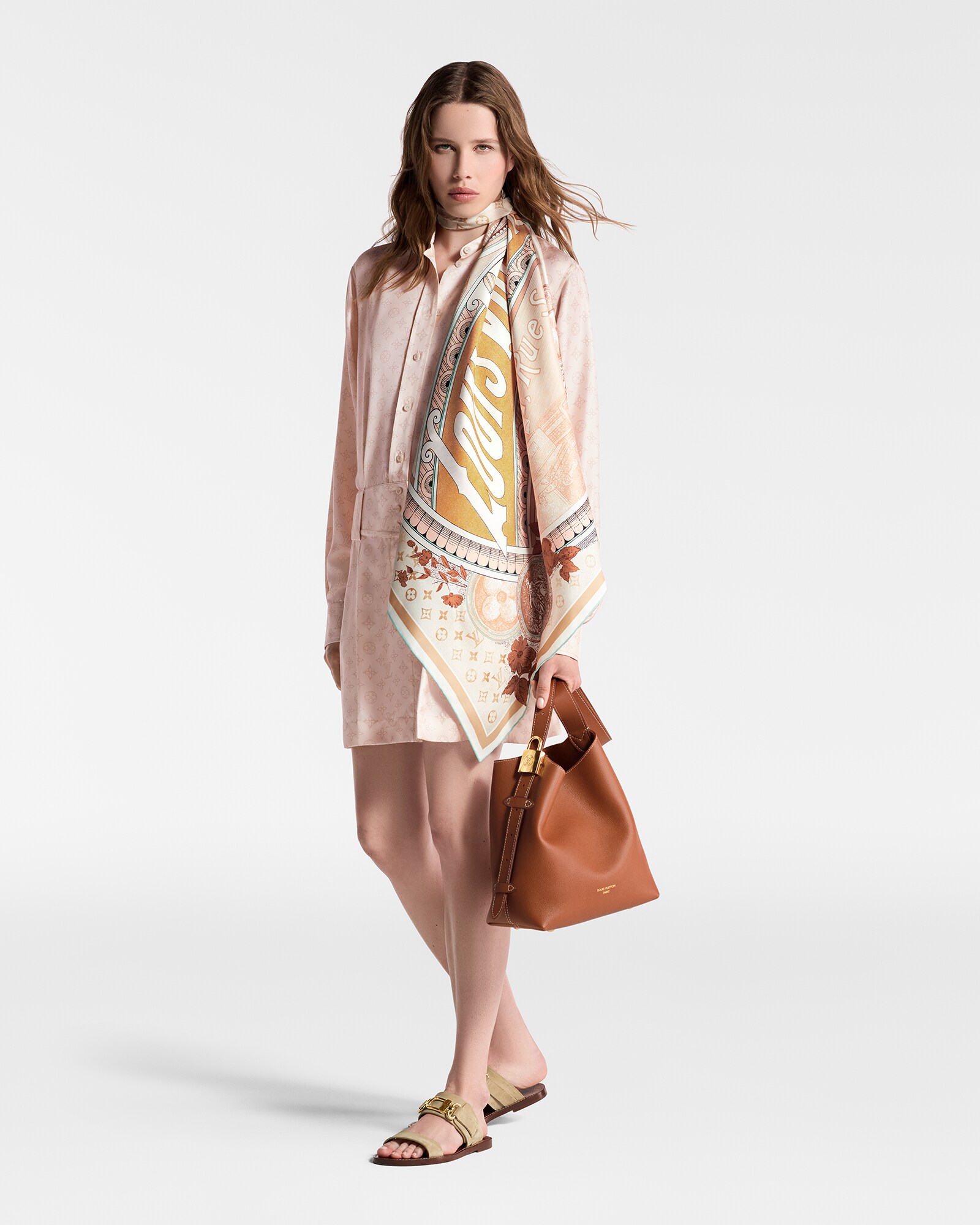 louis-vuitton--M25354_PM1_Look 