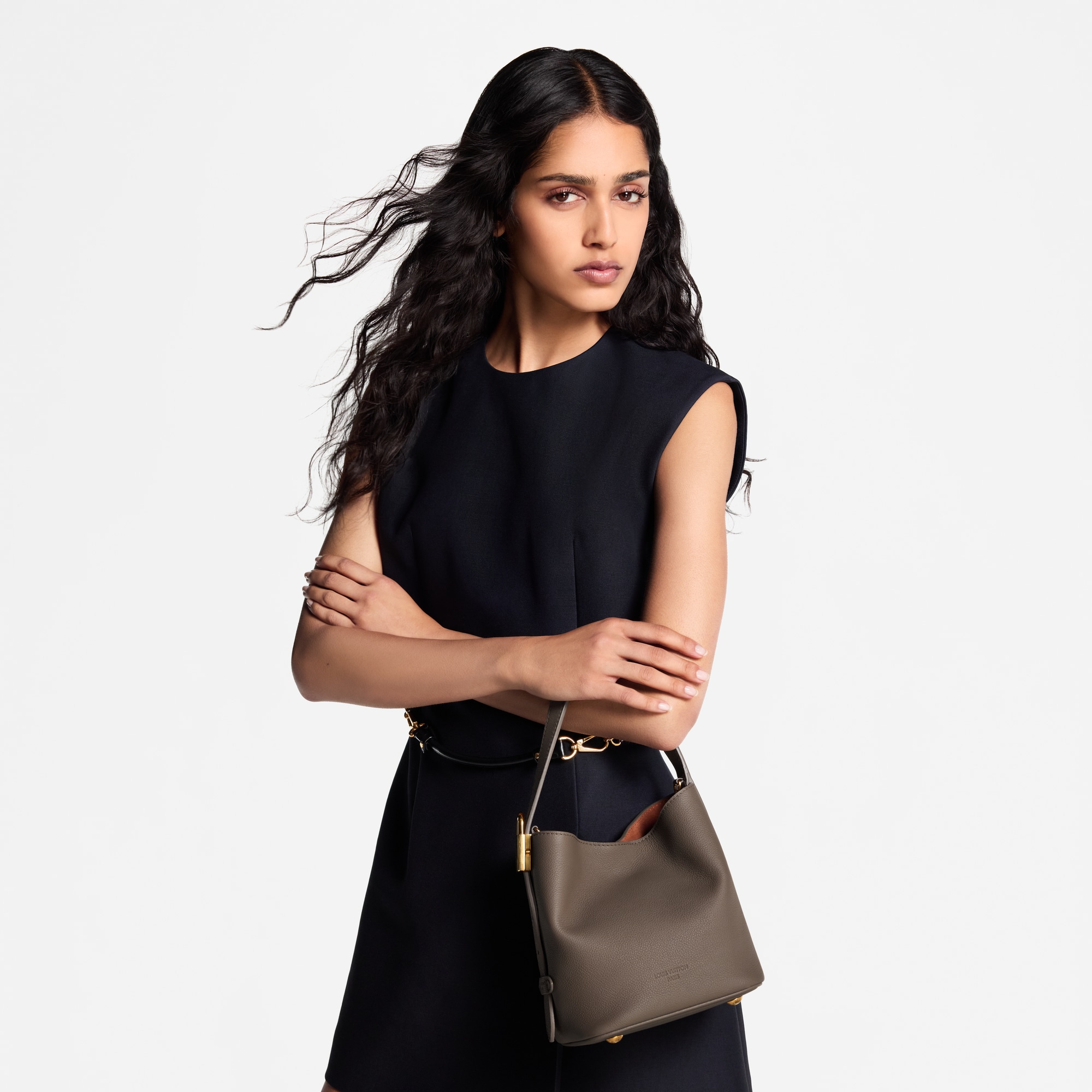 All In BB Low Key Damen Handtaschen Alle Handtaschen | LOUIS VUITTON (Zoom)