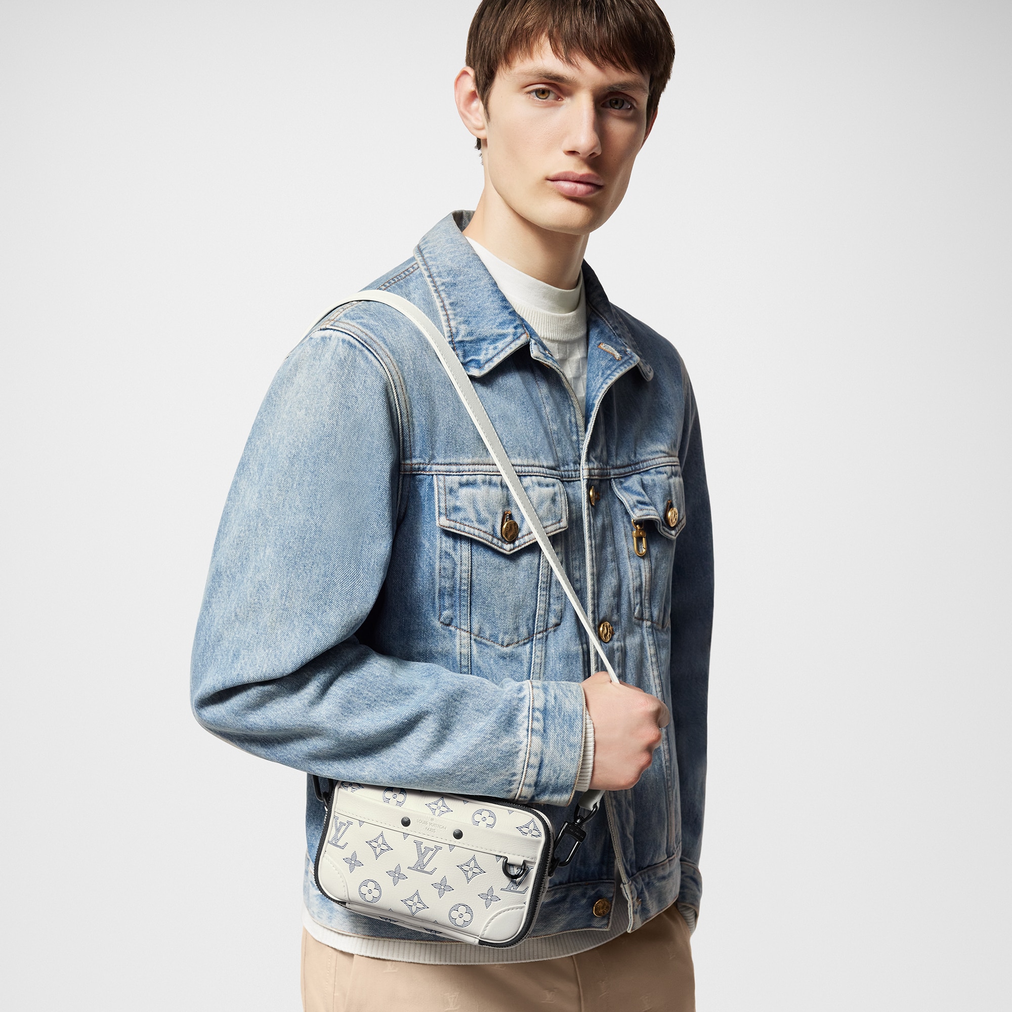 Alpha Wearable Geldbörse Monogram Shadow - Taschen | LOUIS VUITTON 