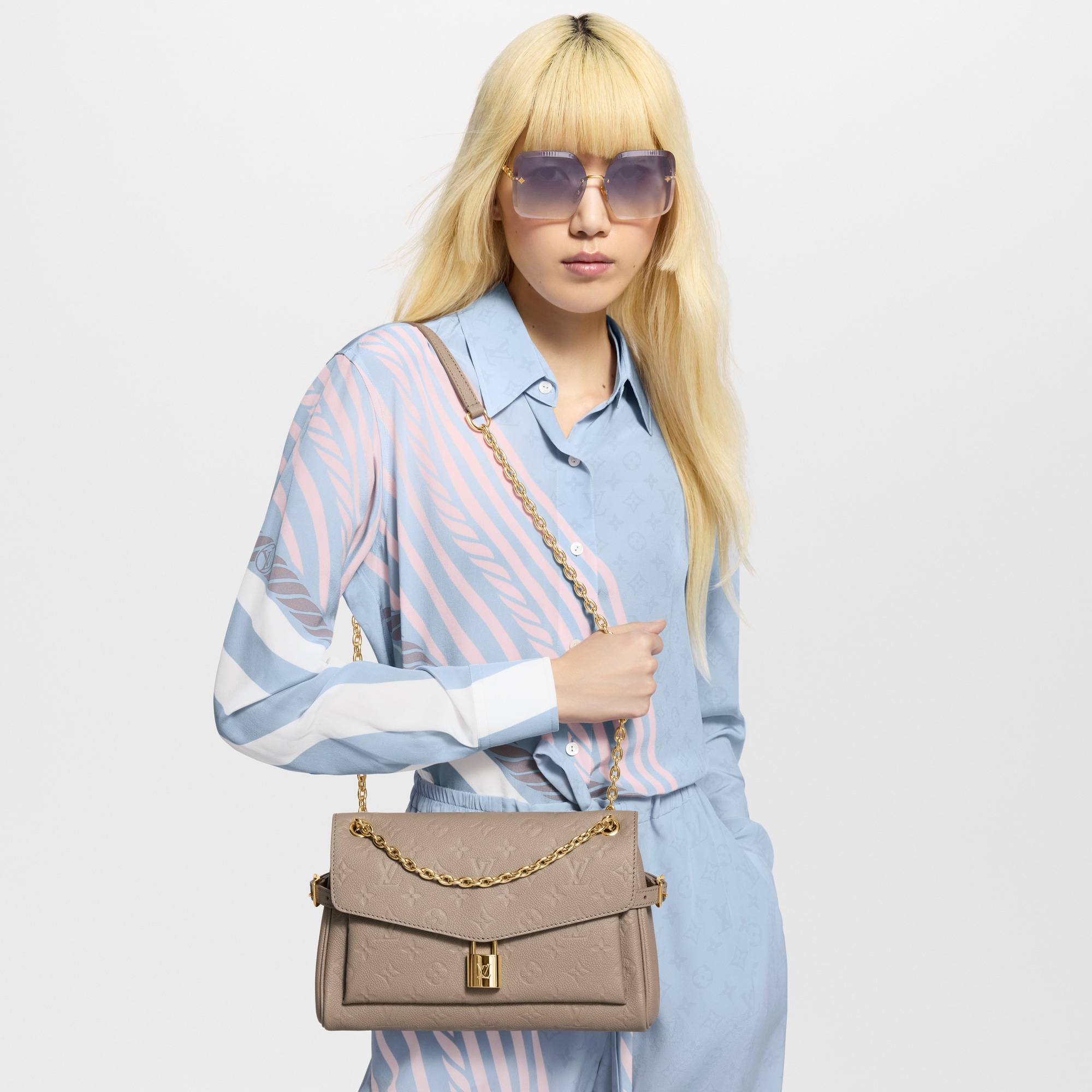 Anytime Flap Bag Monogram Empreinte Leder Damen Handtaschen Alle Handtaschen | LOUIS VUITTON (Zoom)