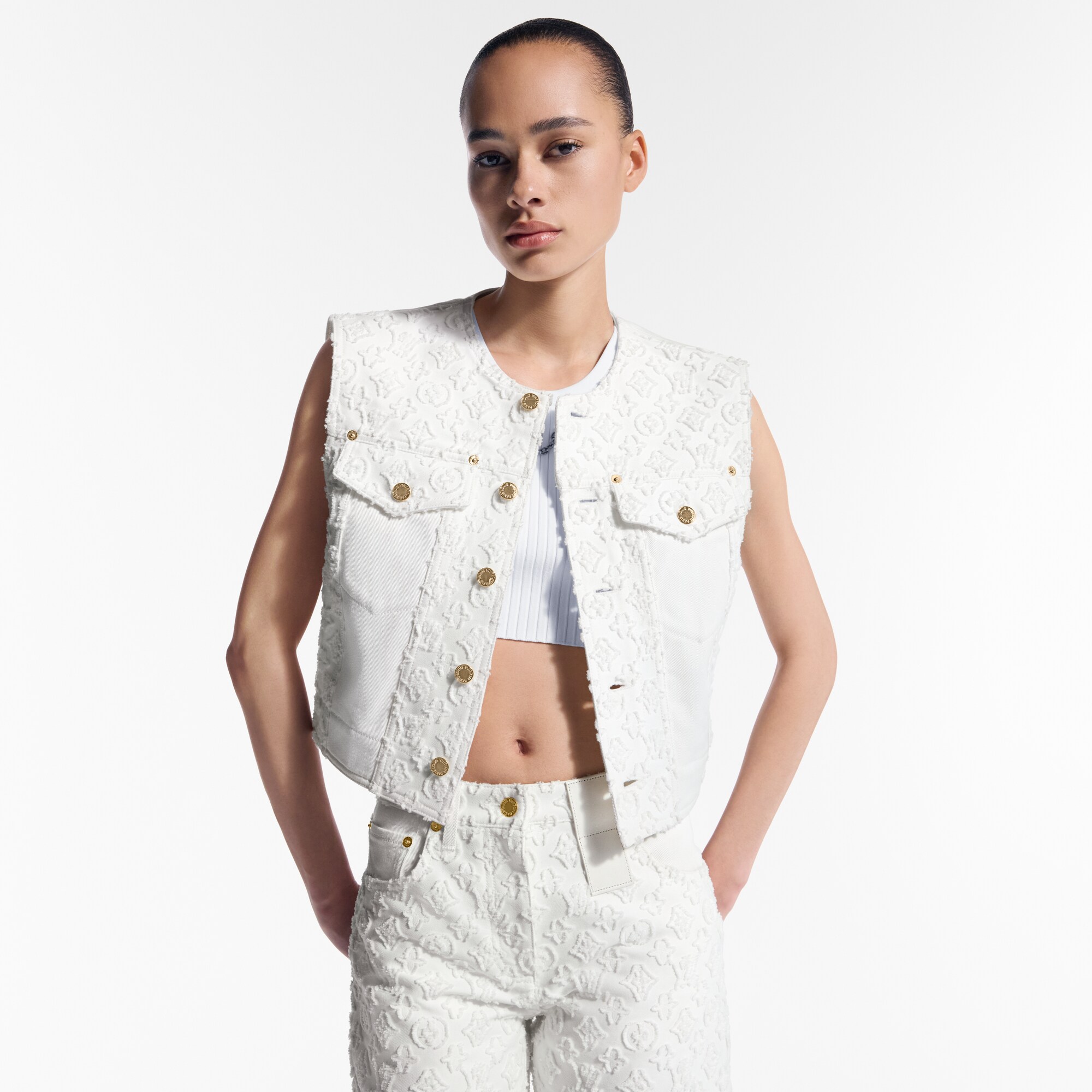 Ärmellose Jacke aus Denim mit Monogram Fil Coupé  Damen Ready to Wear Mäntel und Jacken | LOUIS VUITTON (Zoom)