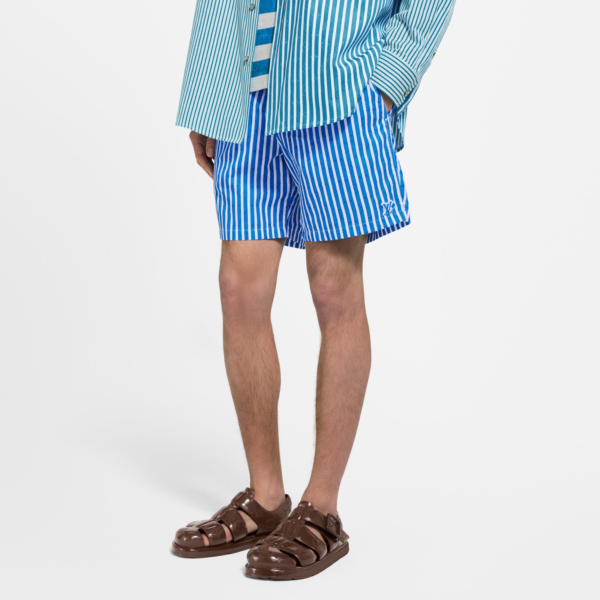 Badeshorts mit Streifen und Monogram-Motiv  Herren Ready to Wear Bademode | LOUIS VUITTON (Zoom)