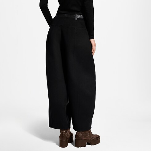Ballon-Hose aus Leder mit Einsatz aus Wolle Damen Ready to Wear Hosen und Shorts | LOUIS VUITTON (Zoom)