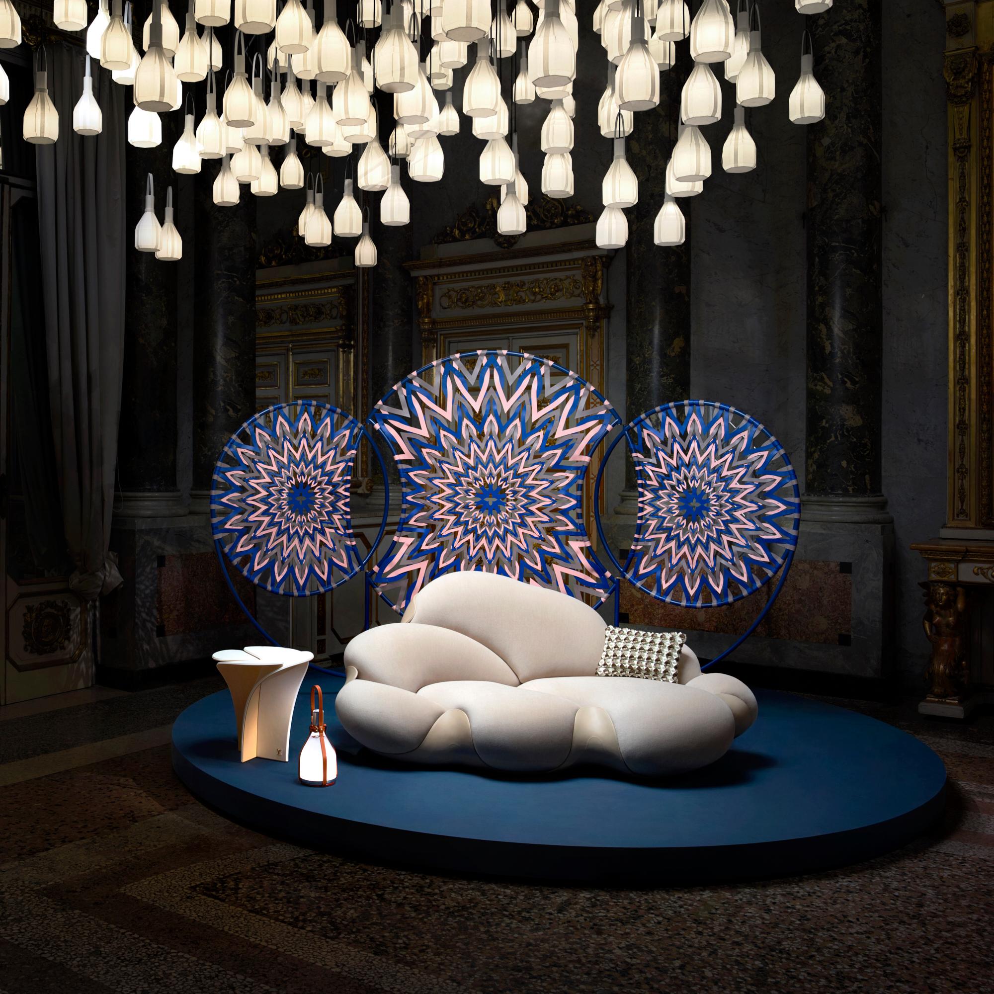 Bell Lamp von Edward Barber & Jay Osgerby Leder & andere Materialien Neuheiten Holiday Geschenkideen für Sie | LOUIS VUITTON (Zoom)
