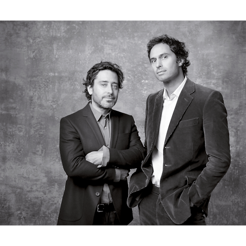 Bell Lamp von Edward Barber & Jay Osgerby Leder & andere Materialien Neuheiten Holiday Geschenkideen für Sie | LOUIS VUITTON (Zoom)