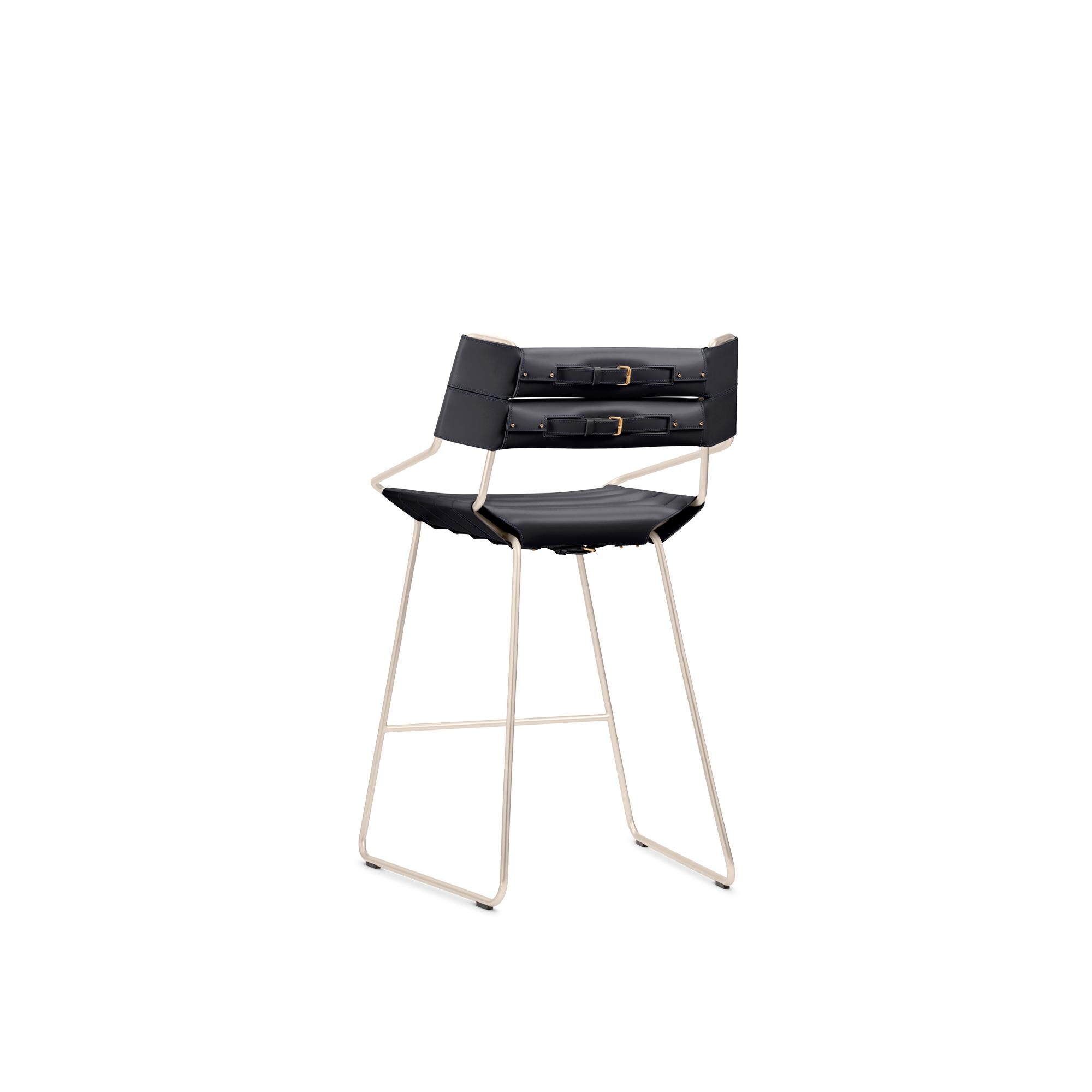 Belt Bar Stool von Atelier Oï  Trunks, Reisen und Wohnen Wohnen und Art of Dining Designmöbel | LOUIS VUITTON (Zoom)