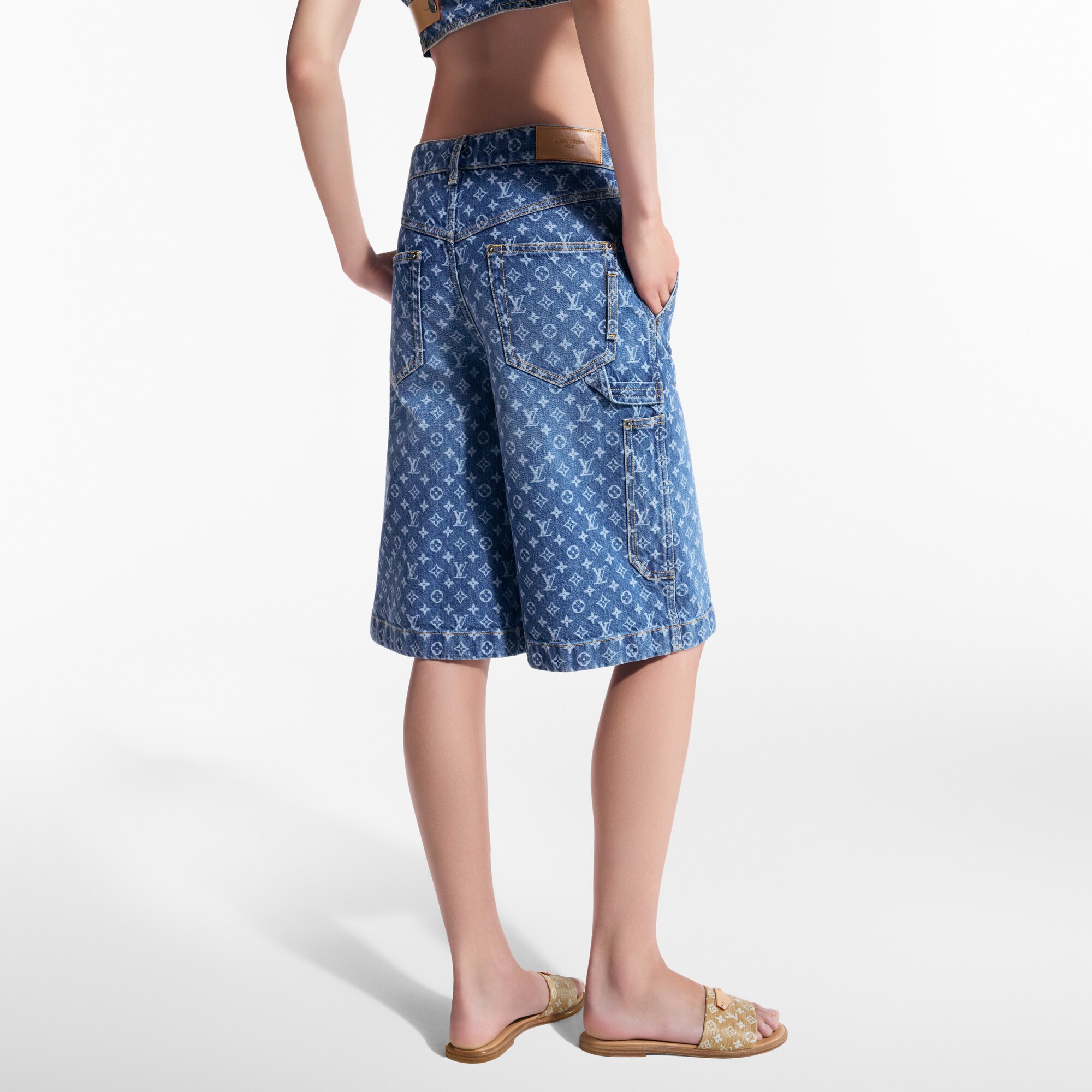 Bermudas aus Denim mit Monogram  Damen Ready to Wear Röcke und Shorts | LOUIS VUITTON (Zoom)