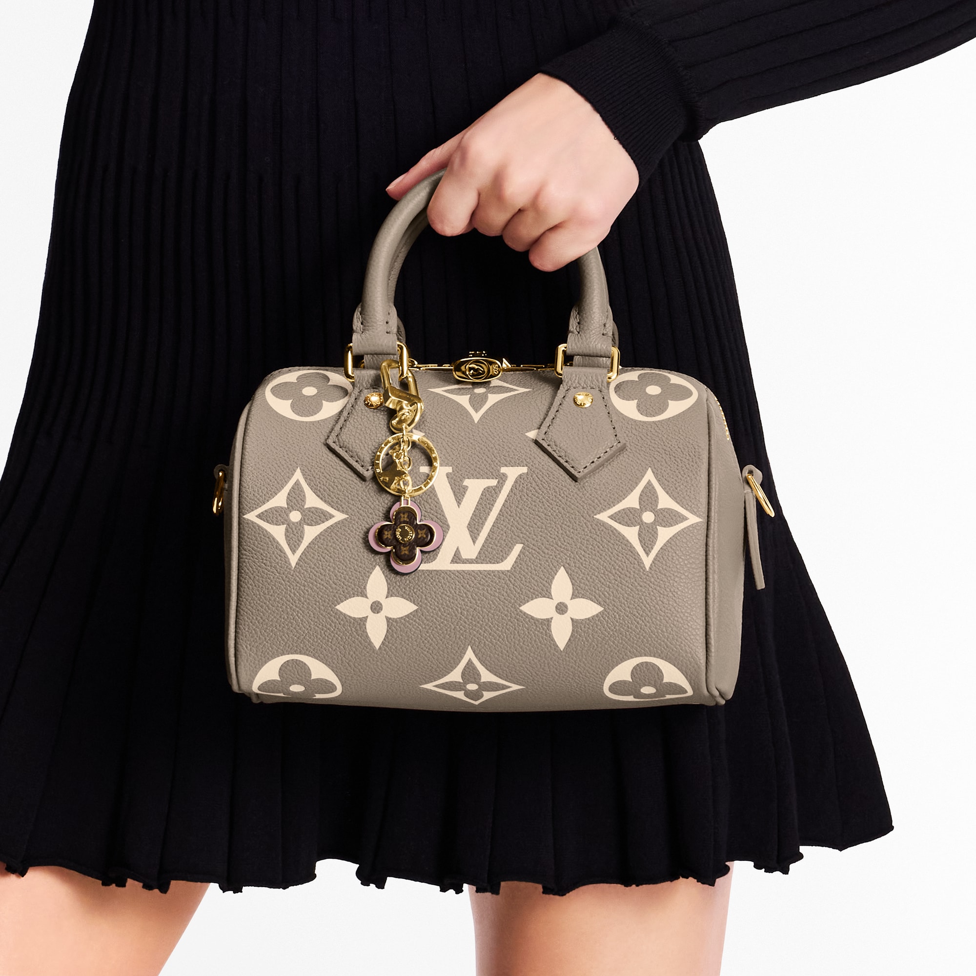 Blooming Flowers BB Taschenschmuck und Schlüsselanhänger S00 Damen Accessoires Schlüsselanhänger und Taschenschmuck | LOUIS VUITTON (Zoom)