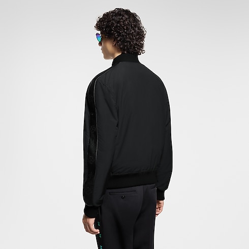 Blouson im Trainings-Stil aus Leder mit Monogram Herren Ready to Wear Jacken und Mäntel | LOUIS VUITTON (Zoom)
