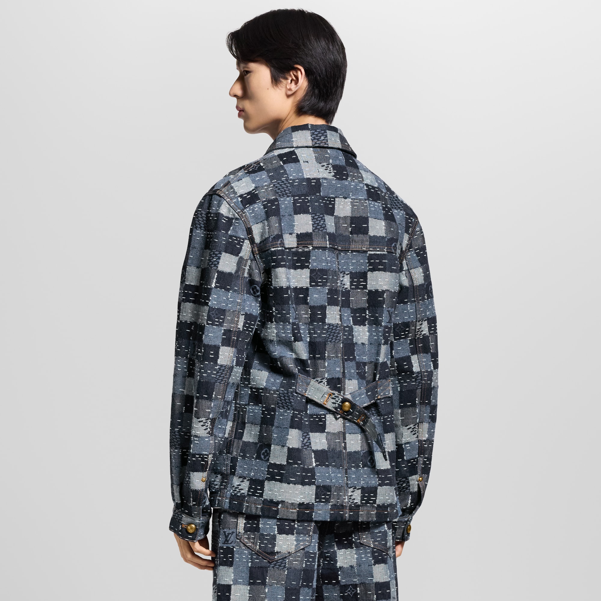 Blouson im Workwear-Stil aus Denim mit Damier-Motiv  Herren Ready to Wear Jacken und Mäntel | LOUIS VUITTON (Zoom)