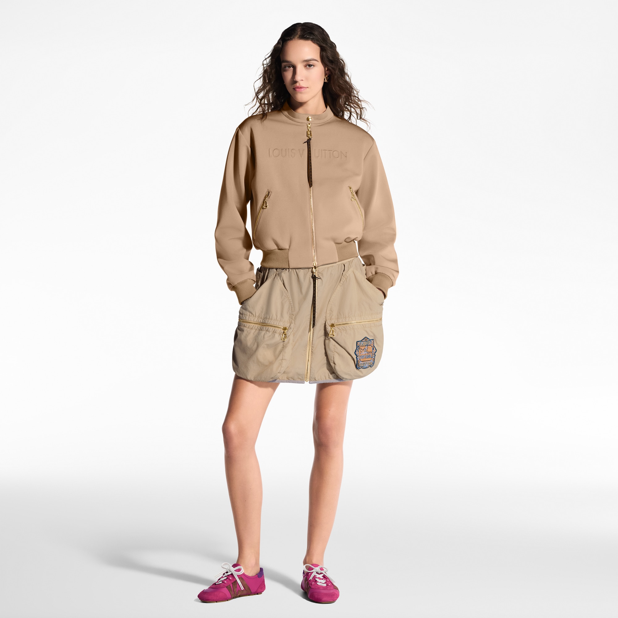 Bomberjacke mit 3D Louis Vuitton Signatur  Damen Ready to Wear Mäntel und Jacken | LOUIS VUITTON (Zoom)