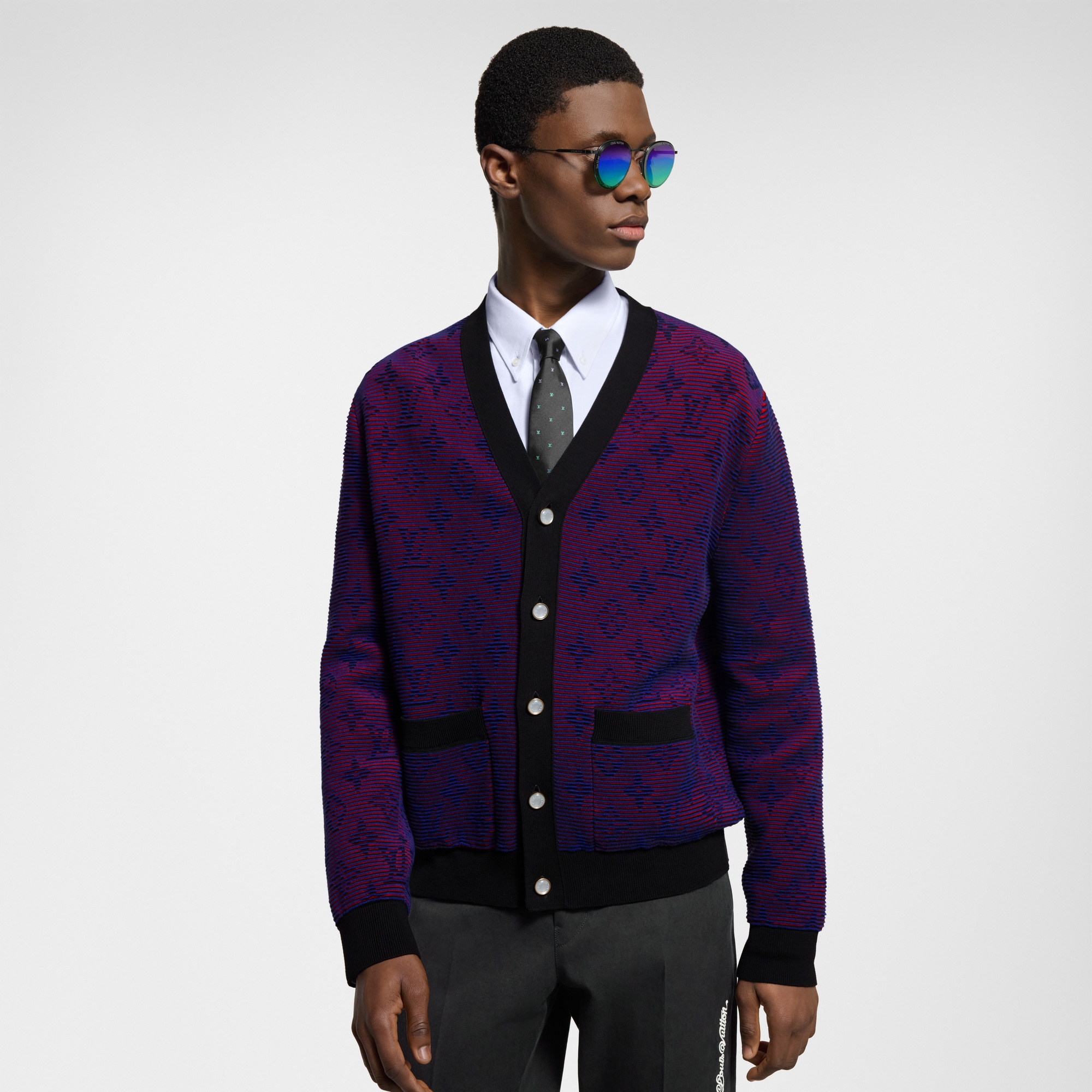 Cardigan aus Monogram-Jacquardgewebe  Herren Ready to Wear Strick und Sweatshirts | LOUIS VUITTON (Zoom)