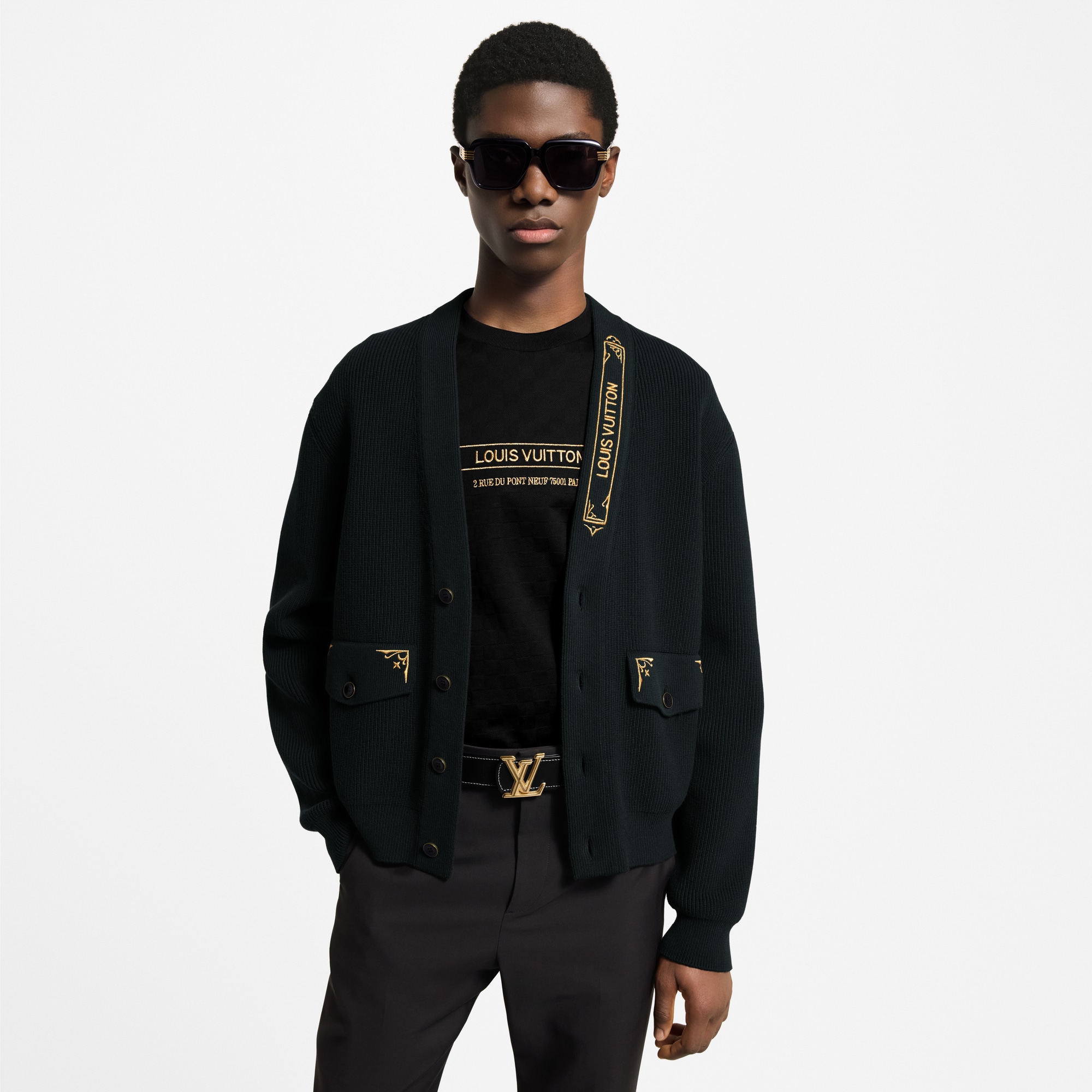 Cardigan mit gestickten Signaturen  Herren Ready to Wear Strick und Sweatshirts | LOUIS VUITTON (Zoom)