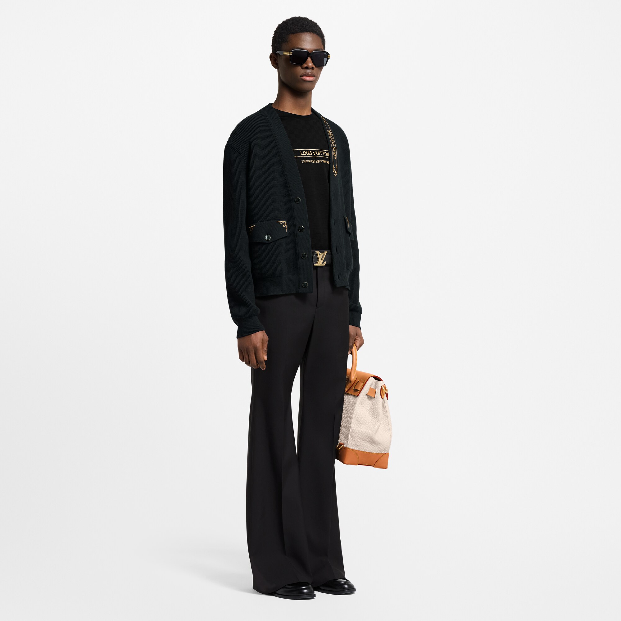 Cardigan mit gestickten Signaturen  Herren Ready to Wear Strick und Sweatshirts | LOUIS VUITTON (Zoom)