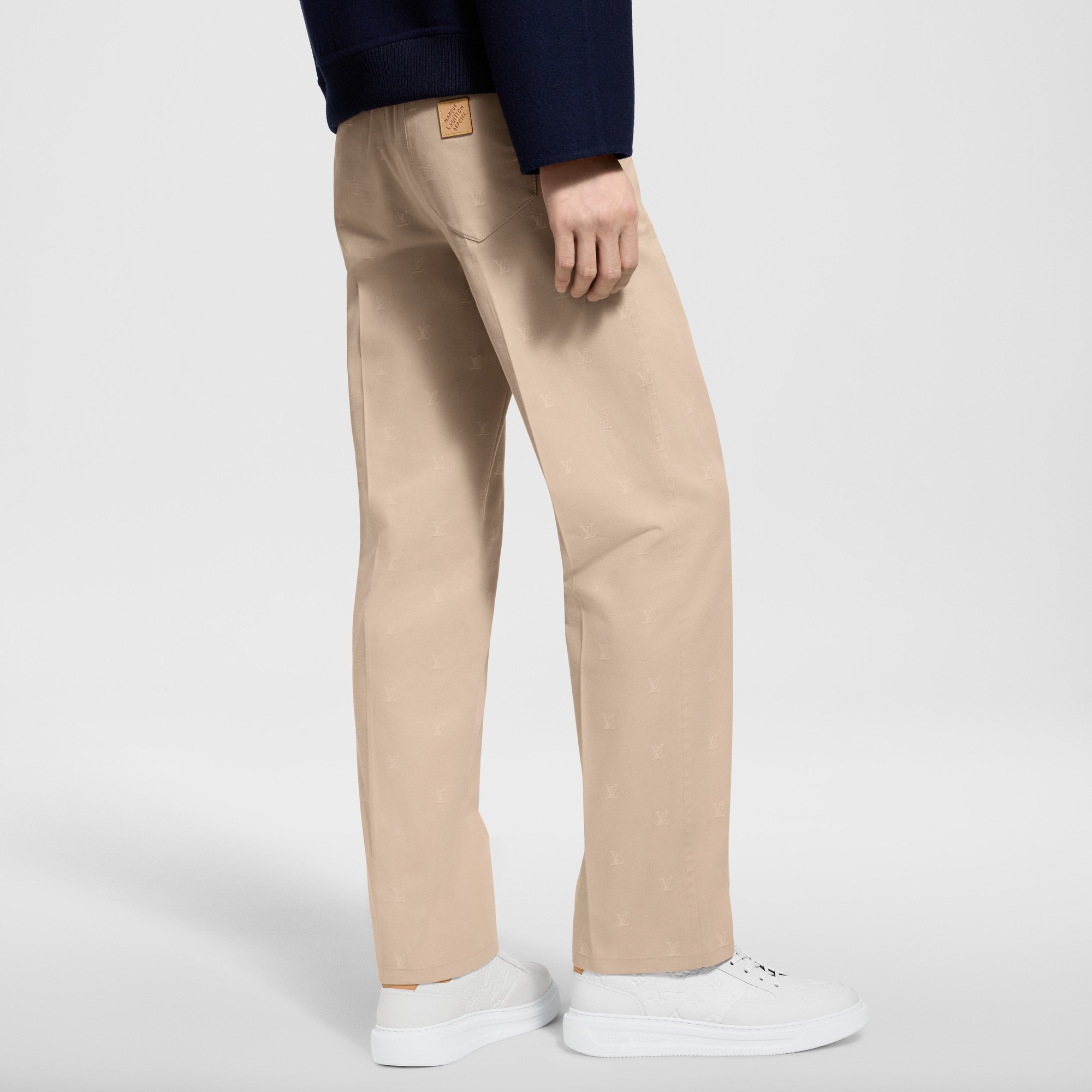Chinohose aus Baumwoll-Jacquard mit LV Blason-Motiv  Herren Ready to Wear Hosen | LOUIS VUITTON (Zoom)