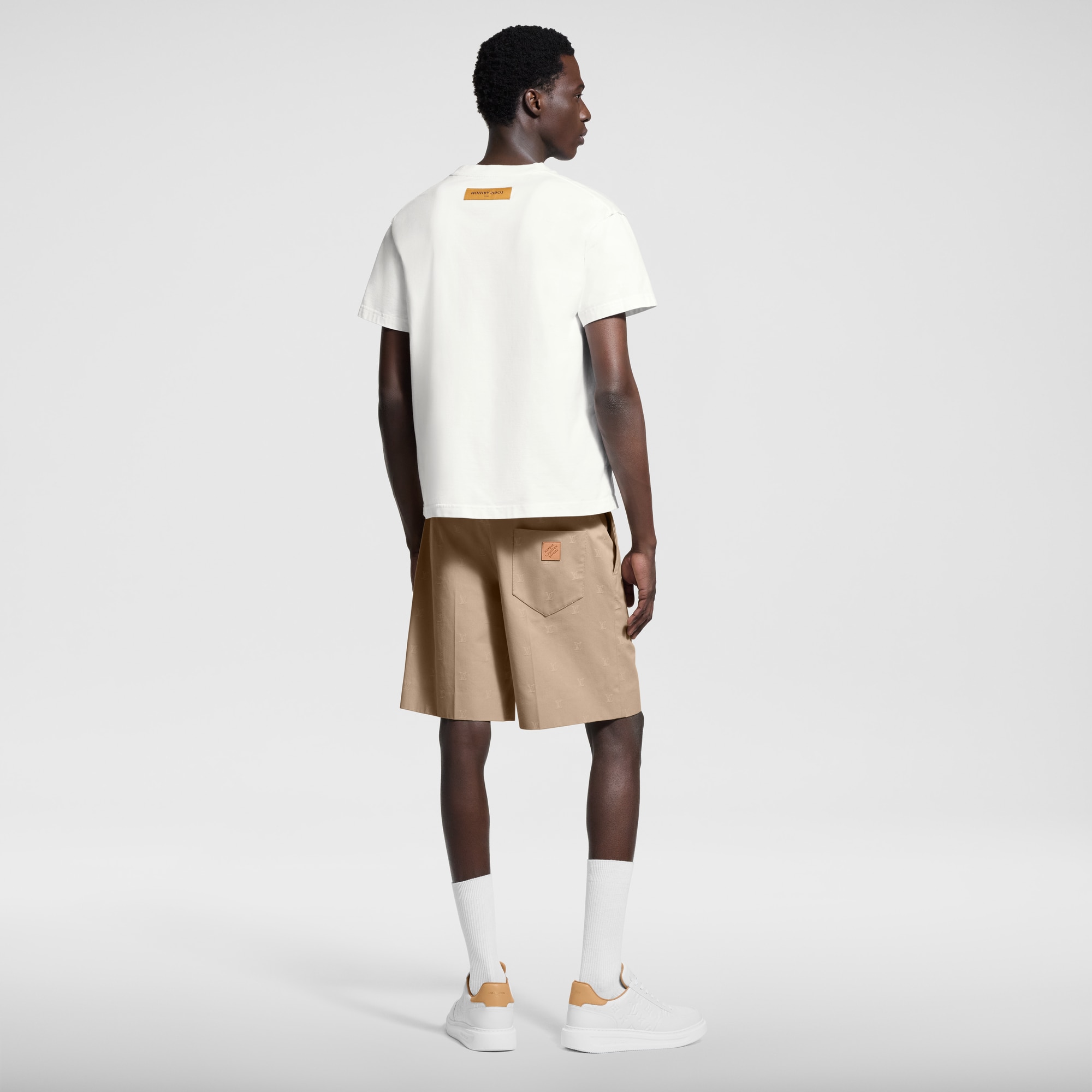 Chinoshorts aus Baumwoll-Jacquard mit LV Blason-Motiv  Herren Ready to Wear Hosen | LOUIS VUITTON (Zoom)