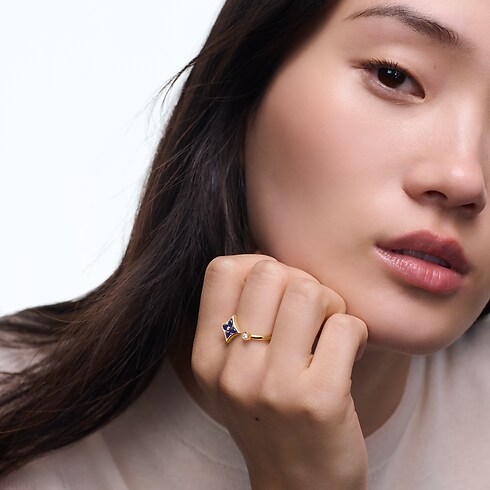 Color Blossom Mini Star Ring, Gelbgold, Sodalith und Diamant Schmuck Kategorien Ringe | LOUIS VUITTON (Zoom)