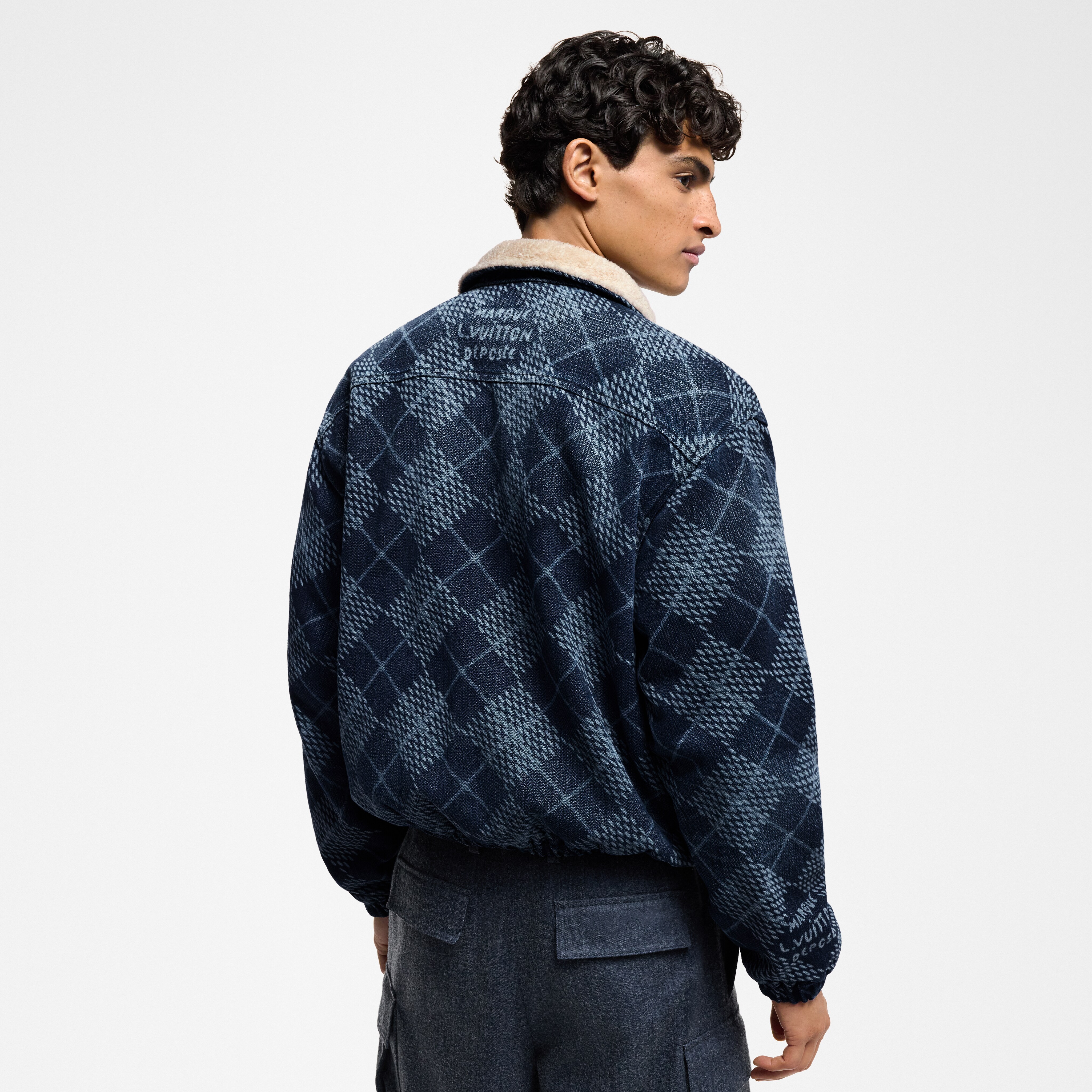 Denim-Blouson mit Fleece  Herren Ready to Wear Jacken und Mäntel | LOUIS VUITTON (Zoom)
