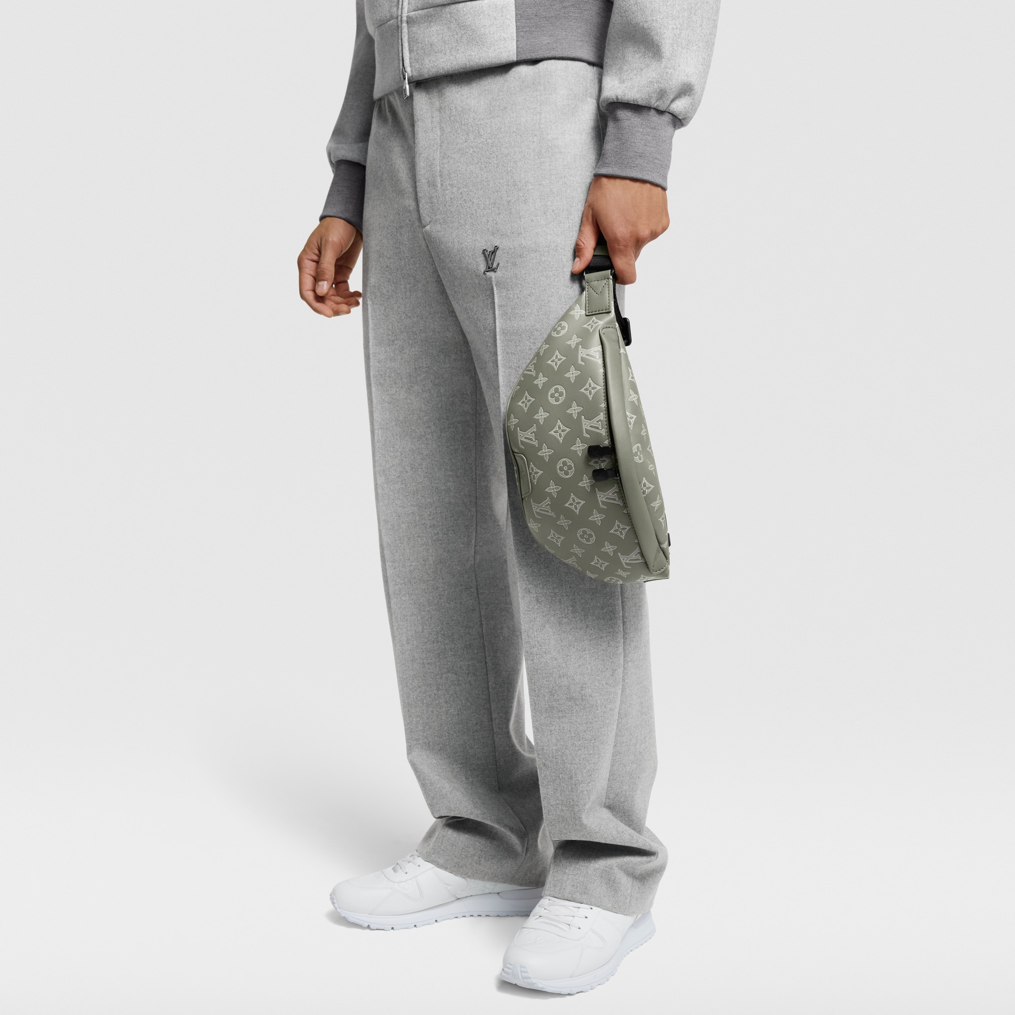 Discovery Bumbag Monogram Shadow Taschen und Kleinlederwaren Herren Taschen Neuheiten | LOUIS VUITTON (Zoom)