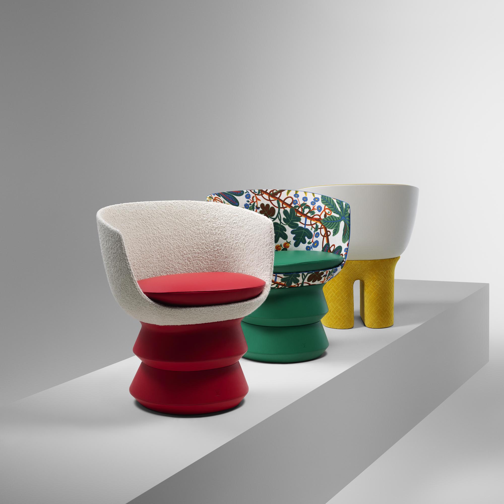 Dolls von Raw Edges Leder & andere Materialien Trunks, Reisen und Wohnen Wohnen und Art of Dining Designmöbel | LOUIS VUITTON (Zoom)