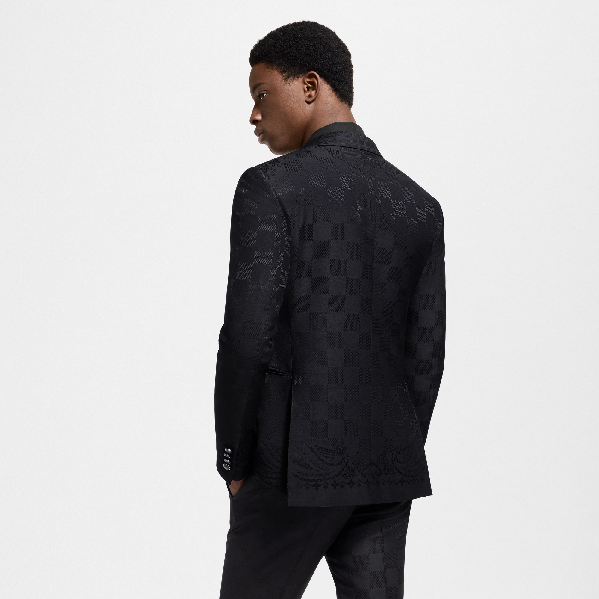 Einreihiges Evening Jackett in Pont Neuf-Passform aus Satin  Herren Ready to Wear Sakkos und Jacketts | LOUIS VUITTON (Zoom)