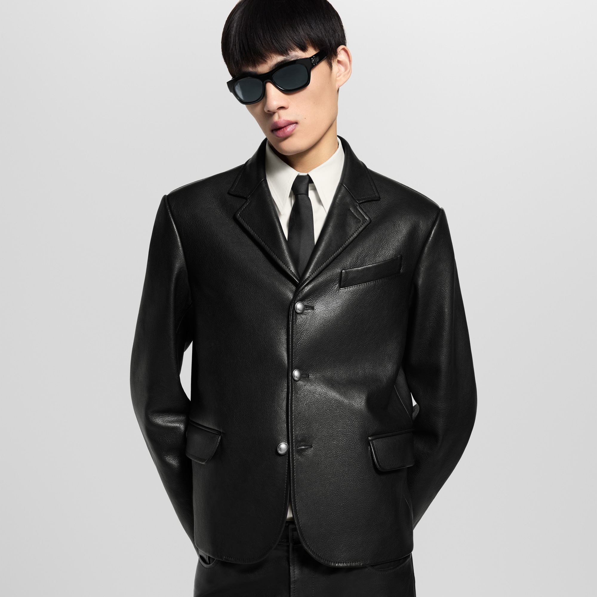 Einreihiges Jackett aus Leder  Herren Ready to Wear Sakkos und Jacketts | LOUIS VUITTON (Zoom)
