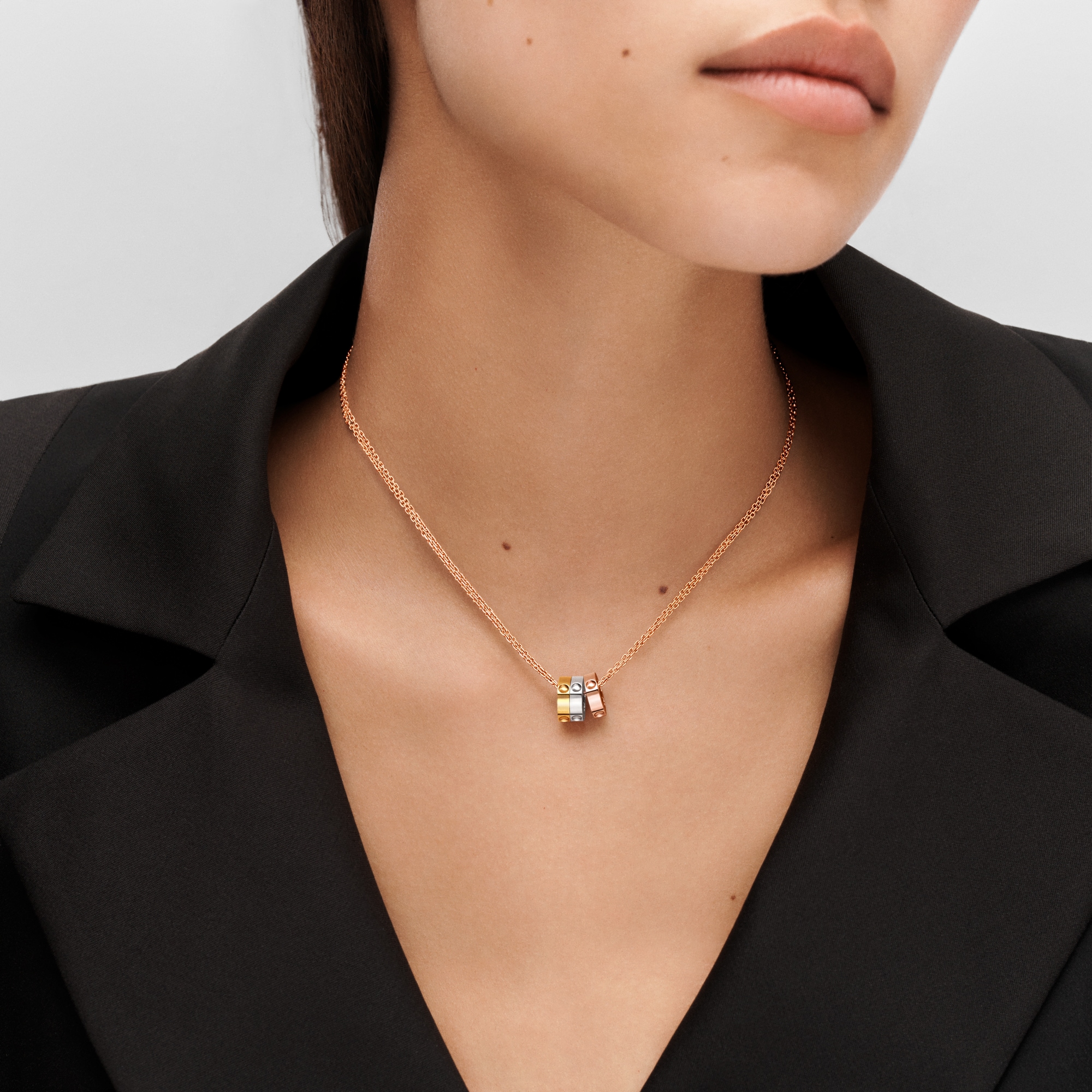 Empreinte Anhänger mit Halskette, 3 Goldarten  Schmuck Kategorien Alle Schmuckstücke | LOUIS VUITTON (Zoom)