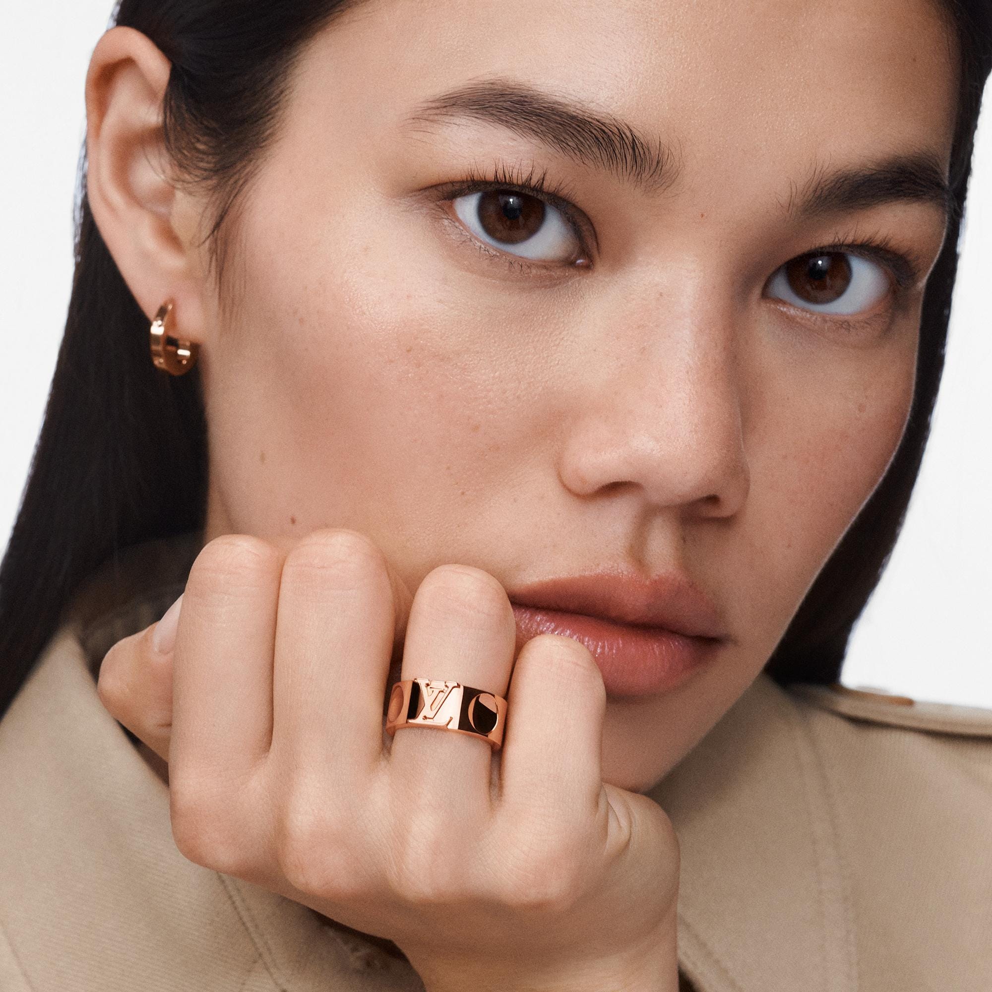 Empreinte breiter Ring, Roségold  Schmuck Kategorien Alle Schmuckstücke | LOUIS VUITTON (Zoom)