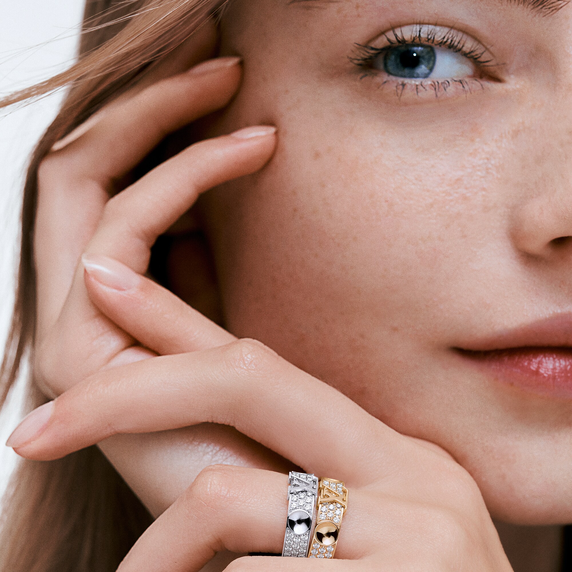 Empreinte Ring, Gelbgold und Diamanten  Schmuck Kategorien Alle Schmuckstücke | LOUIS VUITTON (Zoom)