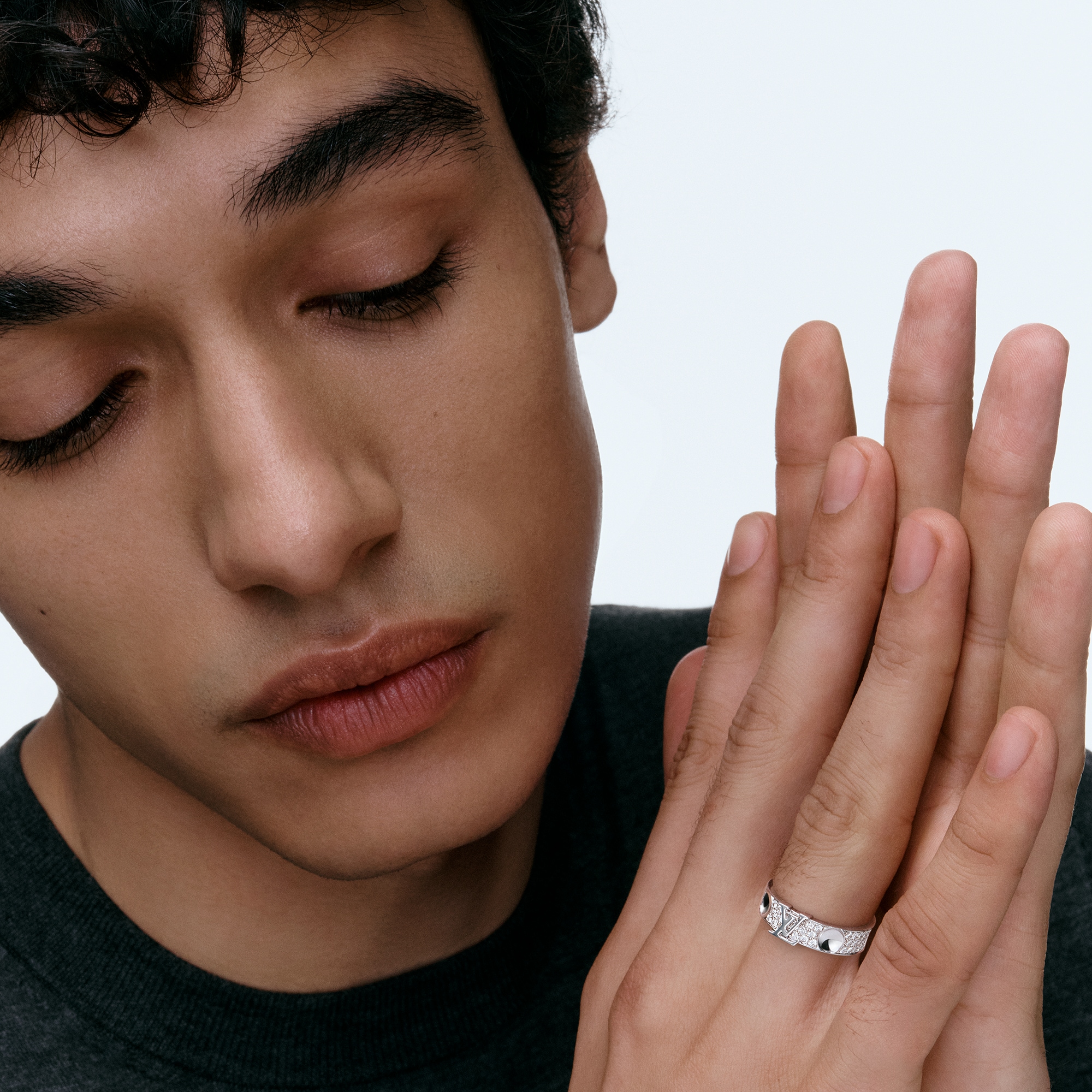Empreinte Ring, Weißgold und Diamanten  Schmuck Kategorien Ringe | LOUIS VUITTON (Zoom)