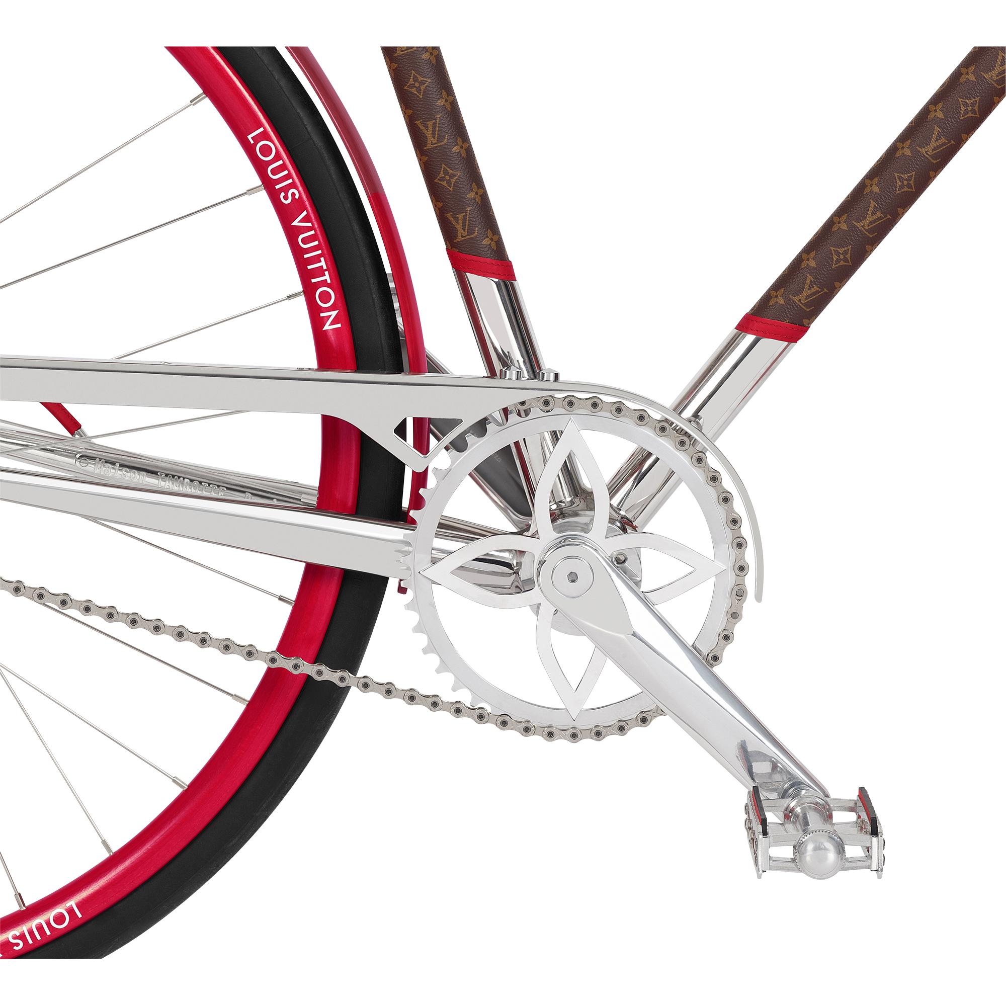 Fahrrad Mm Mit Geschlossenem Rahmen Monogram Canvas Spiele Und Sammlerstucke Louis Vuitton