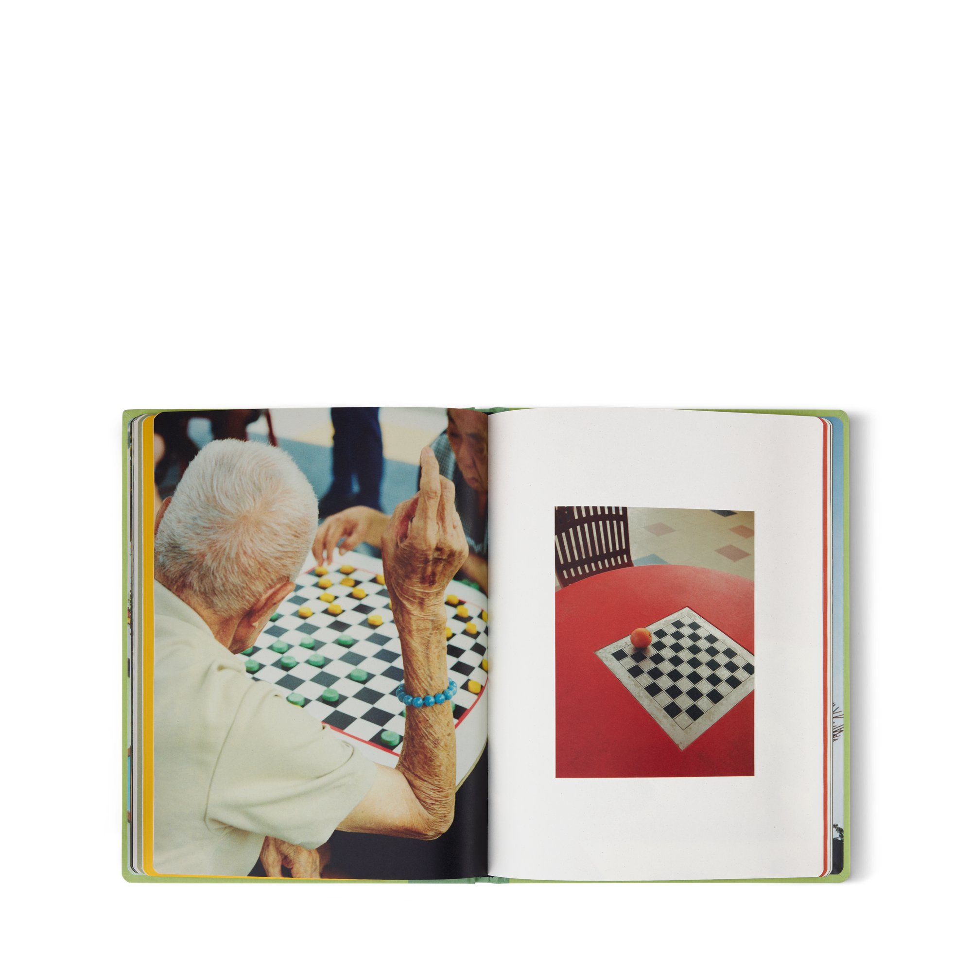 Fashion Eye Singapore  Trunks, Reisen und Wohnen Bücher und Schreibaccessoires Fashion Eye | LOUIS VUITTON (Zoom)
