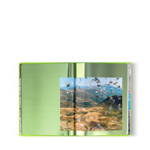 Fashion Eye Ukraine Trunks, Reisen und Wohnen Bücher und Schreibaccessoires Fashion Eye | LOUIS VUITTON (Zoom)