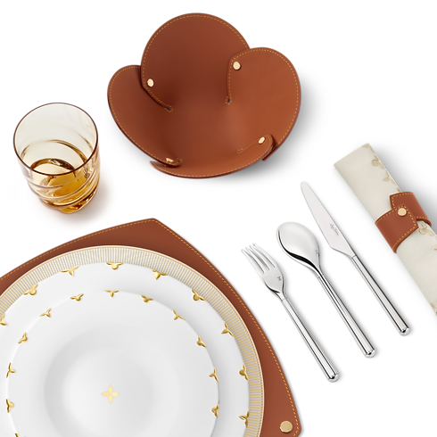 Flower Crown Set mit 2 Esstellern Wohnen, Lifestyle und Bibliothek Art of Dining } | LOUIS VUITTON (Zoom)