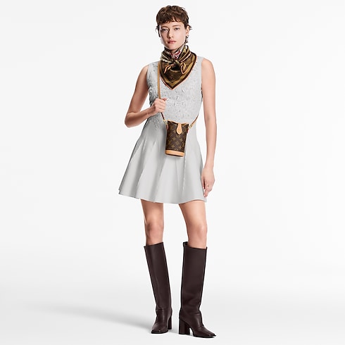 Fold Me Pouch Monogram Canvas Damen Geldbörsen und Kleinlederwaren Alle Geldbörsen und Kleinlederwaren | LOUIS VUITTON (Zoom)