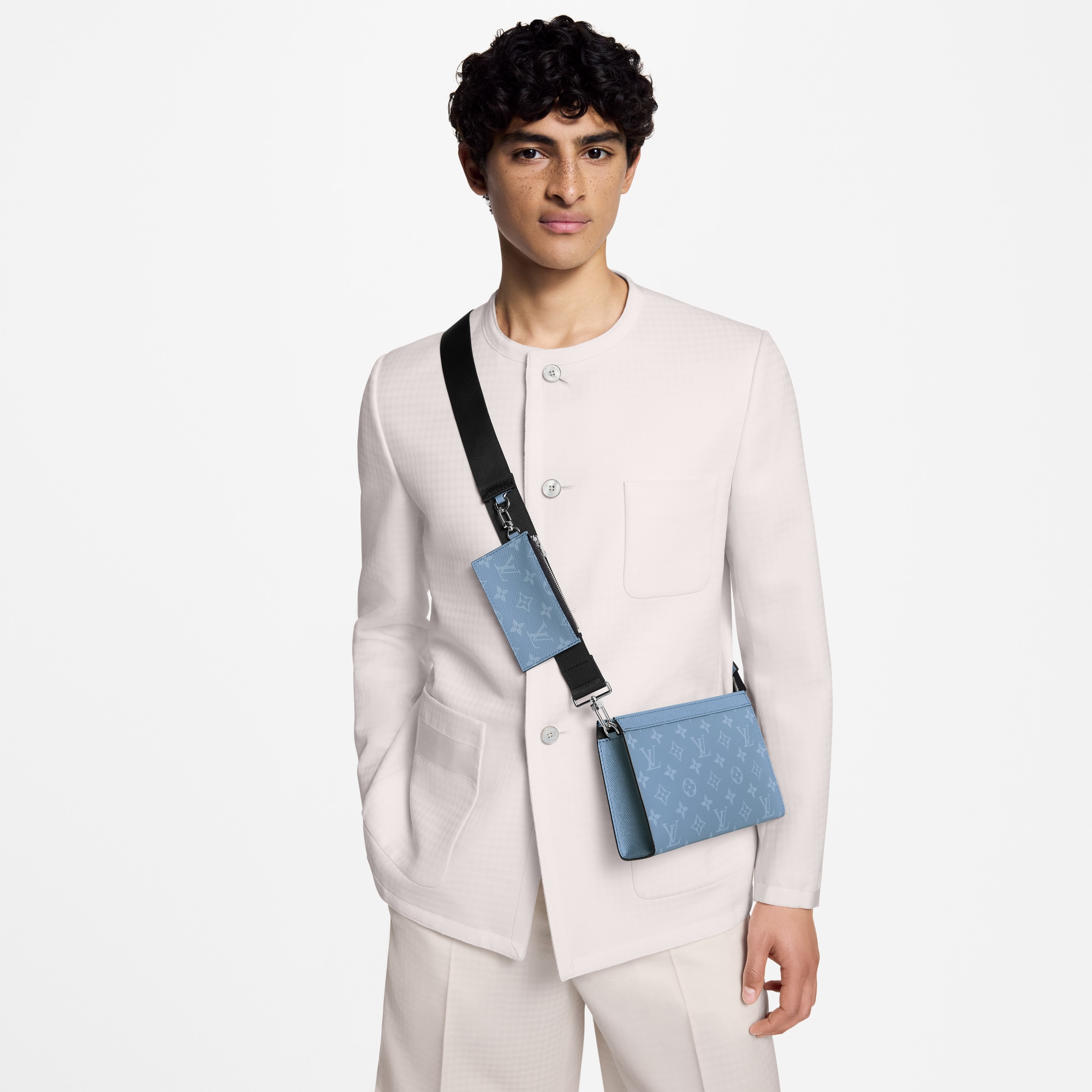 Gaston Wearable Geldbörse Taigarama Herren Geldbörsen und Kleinlederwaren Mini Bags | LOUIS VUITTON (Zoom)