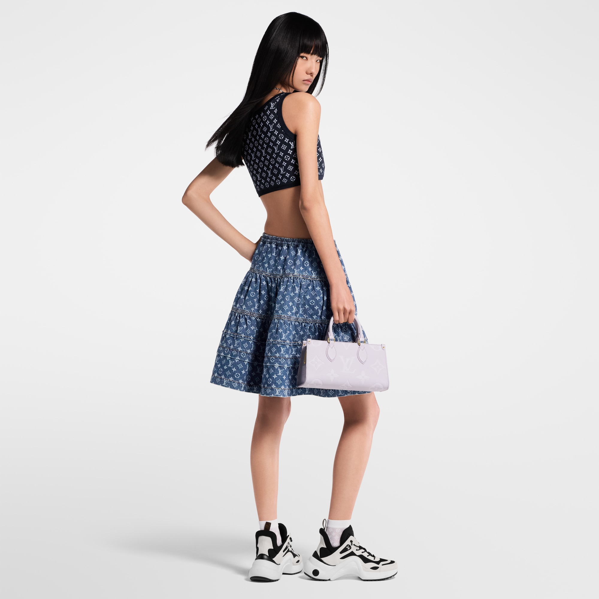 Gestufter Rock aus Denim mit Monogram-Motiv  Damen Ready to Wear Röcke und Shorts | LOUIS VUITTON (Zoom)