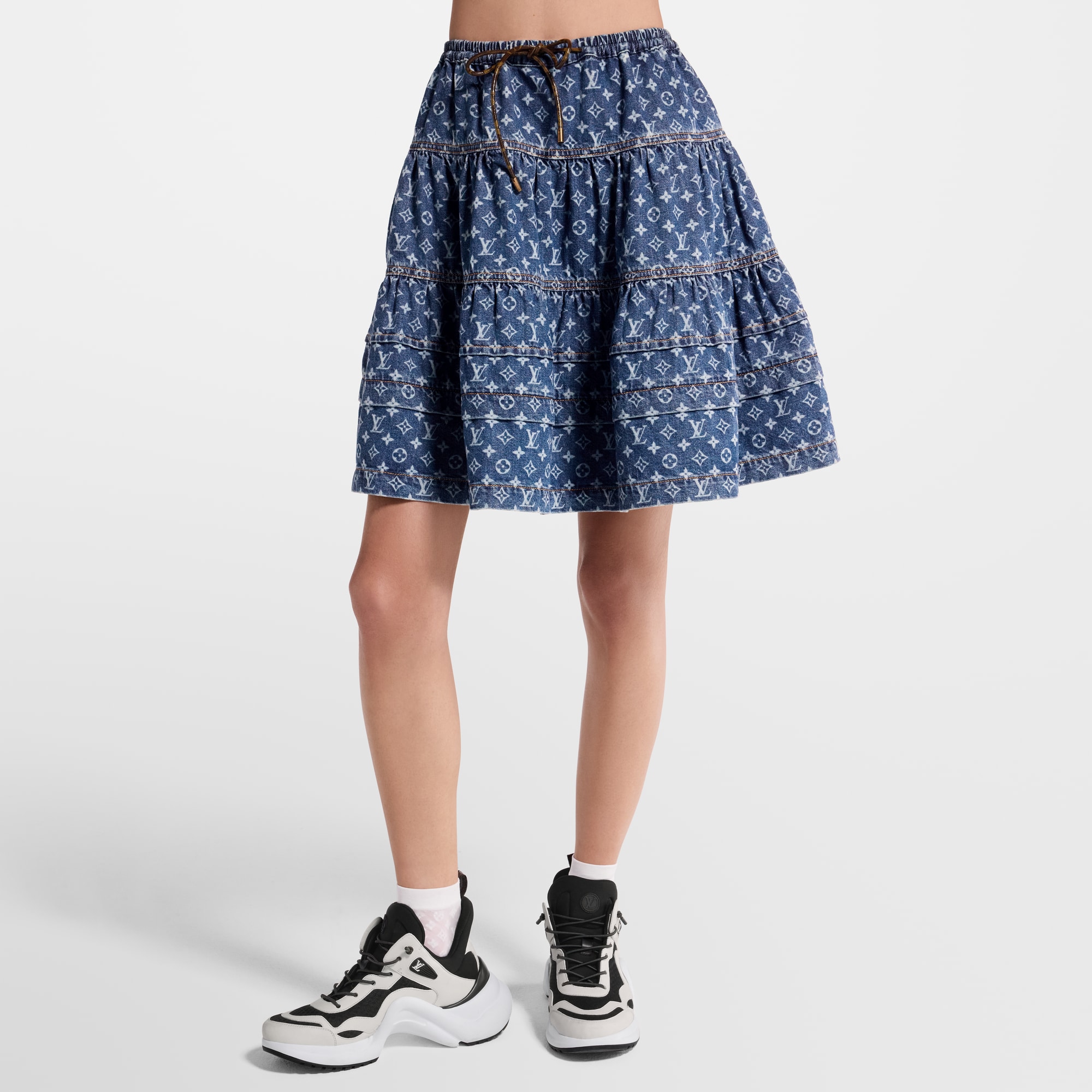 Gestufter Rock aus Denim mit Monogram-Motiv  Damen Ready to Wear Röcke und Shorts | LOUIS VUITTON (Zoom)