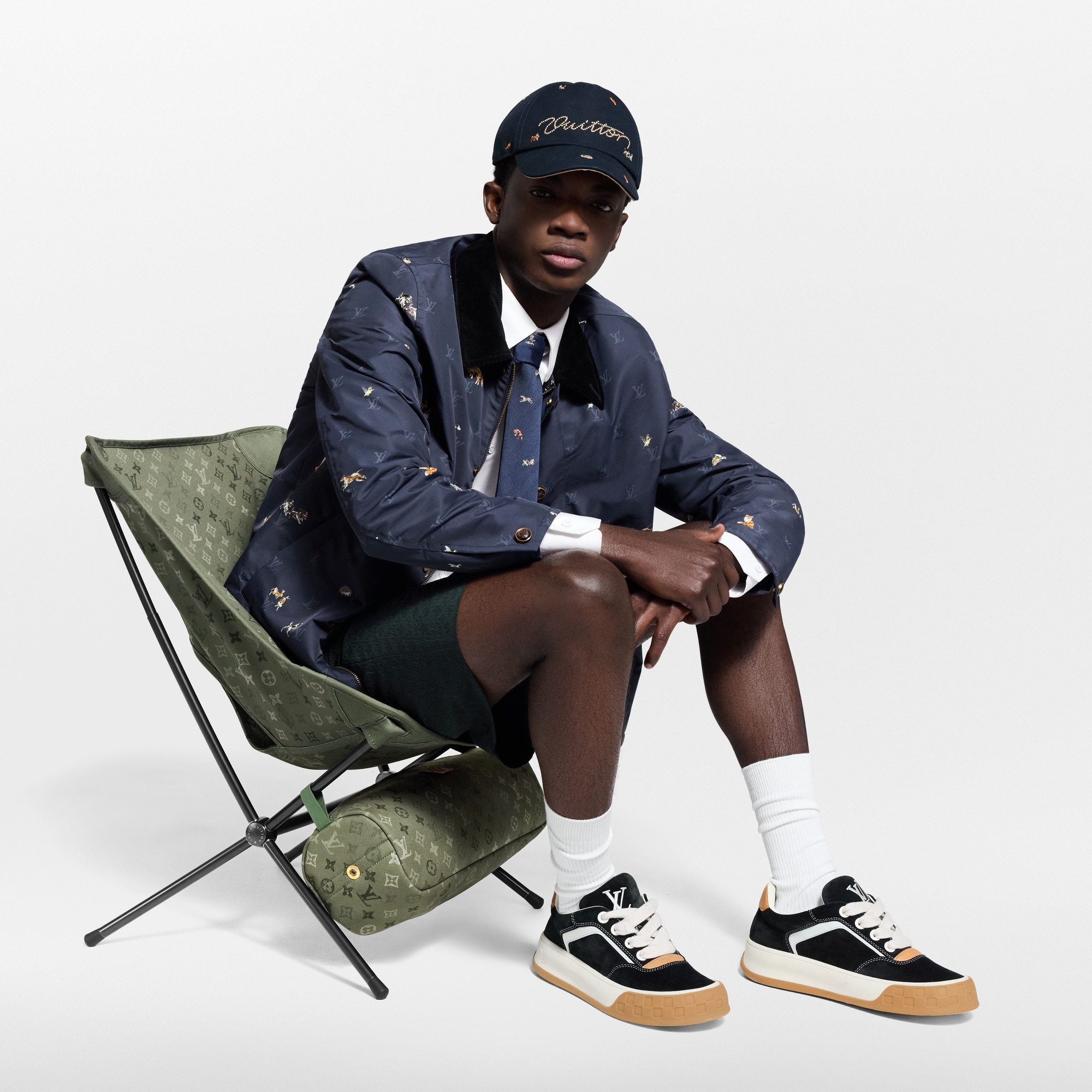 Glamping Stuhl S00 Trunks, Reisen und Wohnen Sport und Freizeit } | LOUIS VUITTON (Zoom)