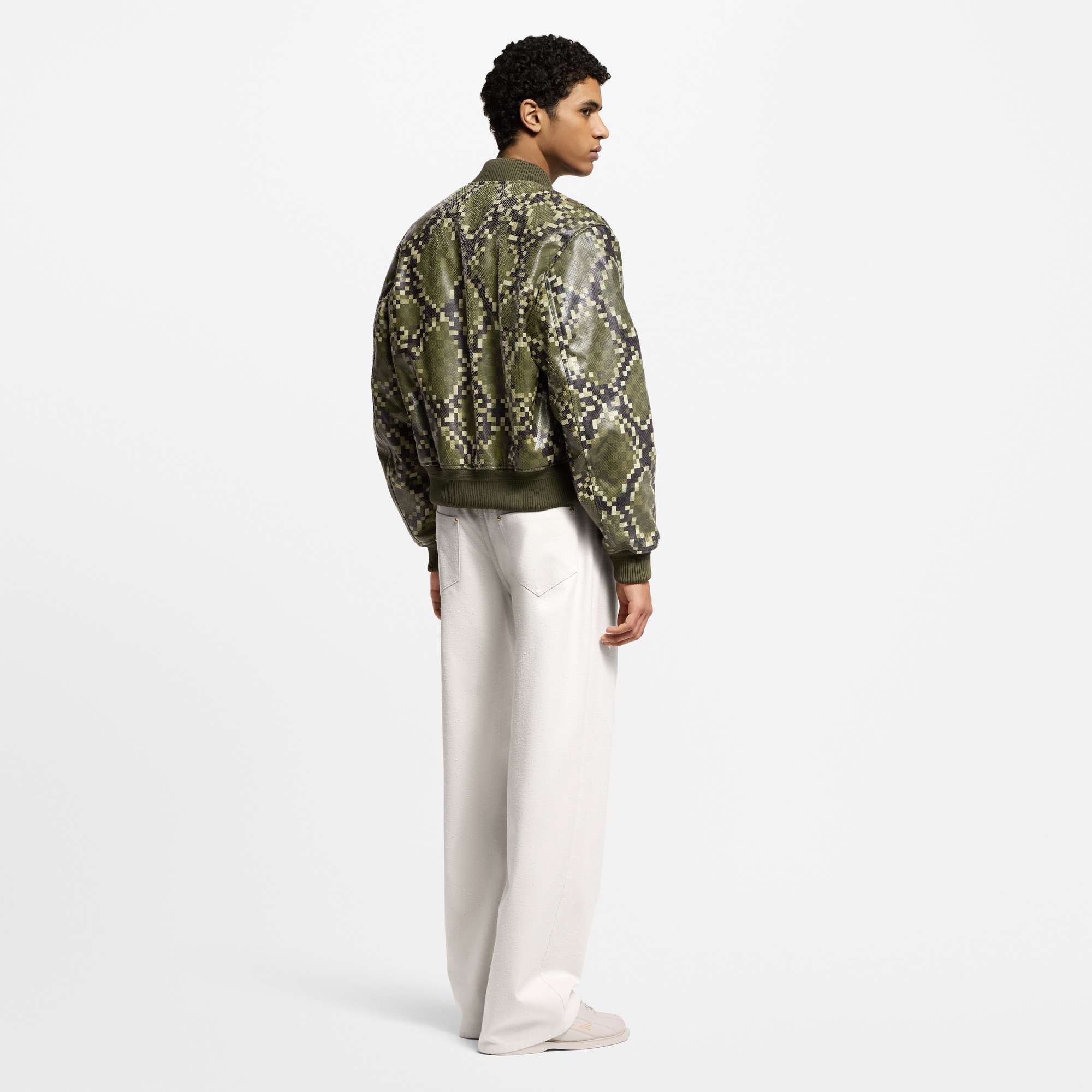 Grafische Bomberjacke aus Leder  Herren Ready to Wear Jacken und Mäntel | LOUIS VUITTON (Zoom)