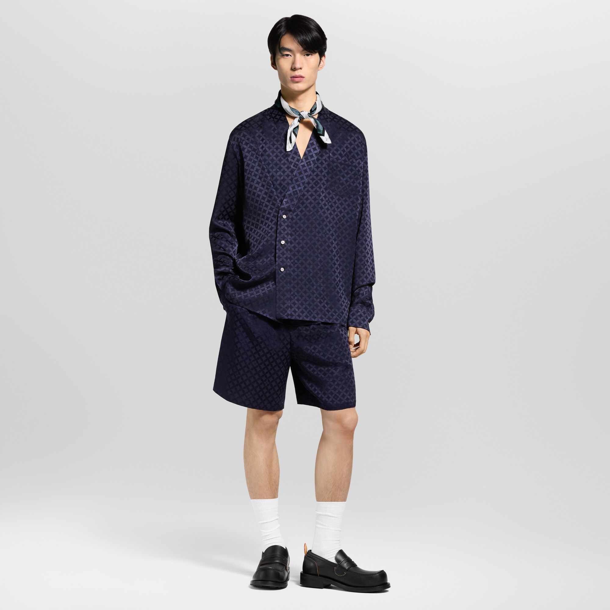 Grafische Shorts aus Jacquard  Herren Ready to Wear Hosen | LOUIS VUITTON (Zoom)