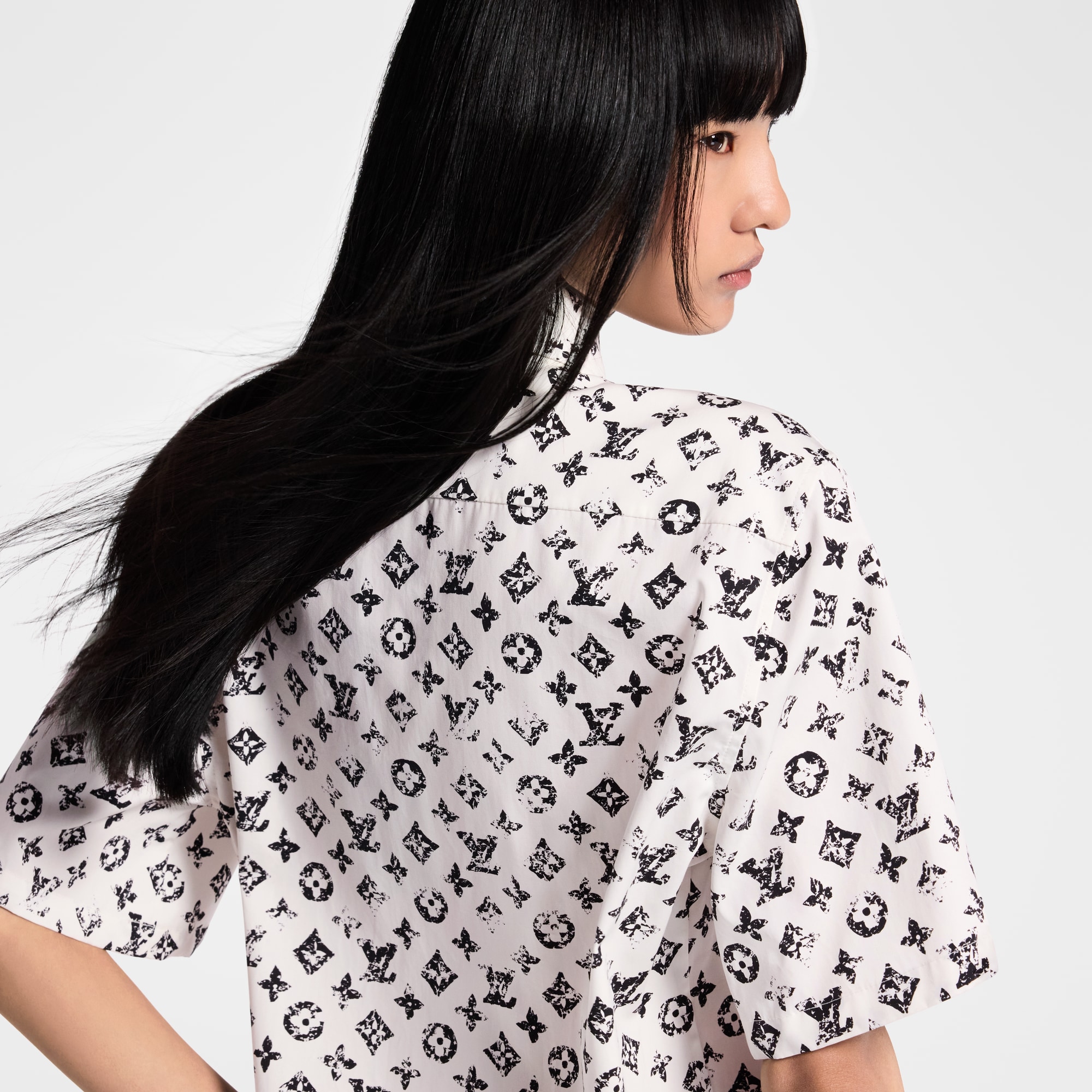 Grafisches Hemdkleid mit Monogram-Motiv  Damen Ready to Wear Kleider | LOUIS VUITTON (Zoom)
