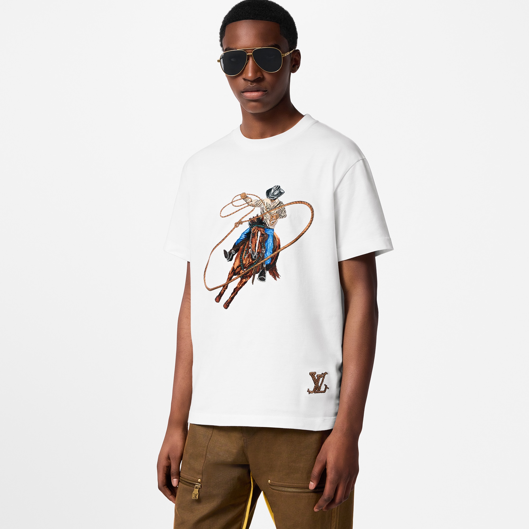 Grafisches T-Shirt aus Baumwolle mit Stickereien  Herren Ready to Wear T-Shirts und Poloshirts | LOUIS VUITTON (Zoom)
