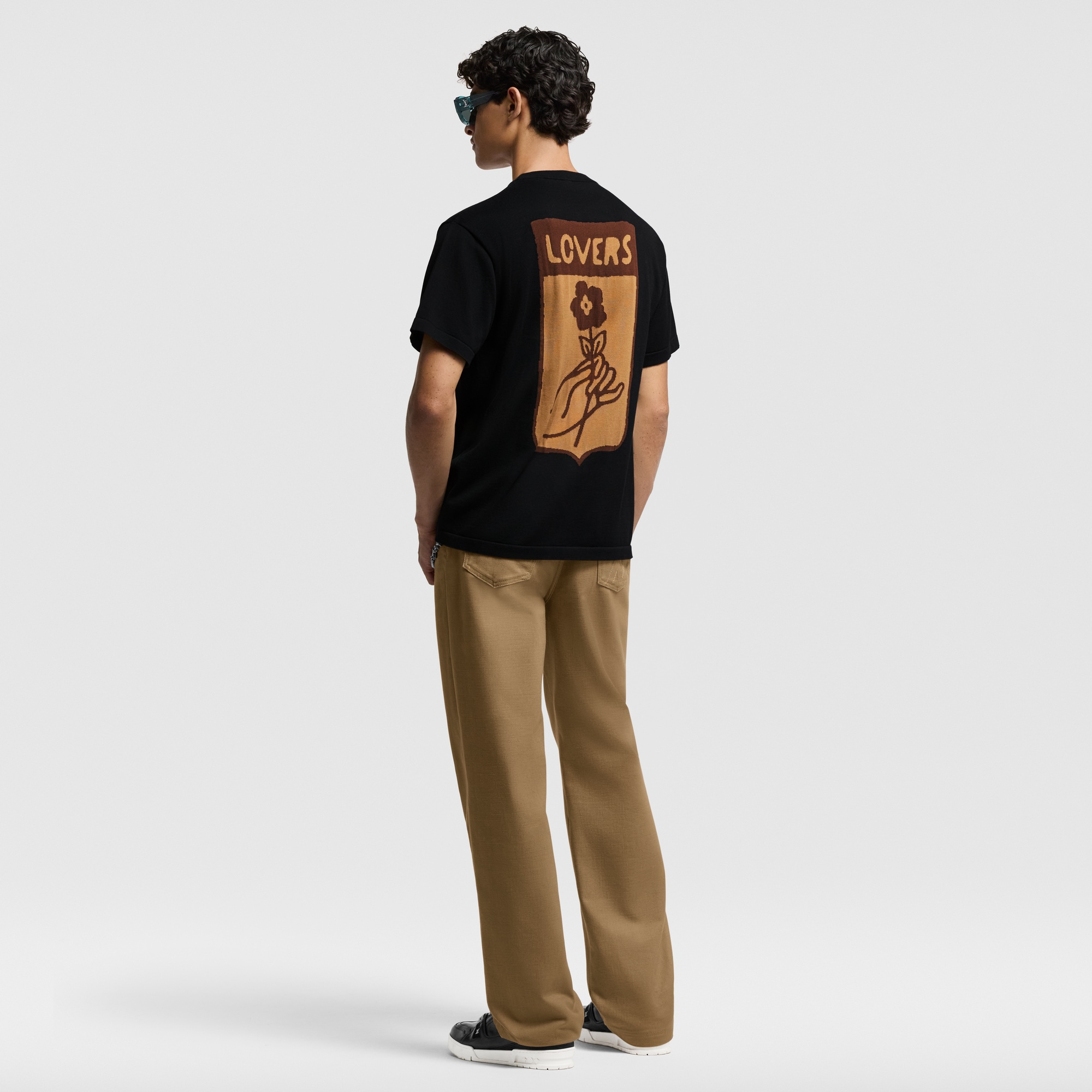 Grafisches T-Shirt mit Rundhalsausschnitt  Herren Ready to Wear Vollständige Ready to Wear | LOUIS VUITTON (Zoom)