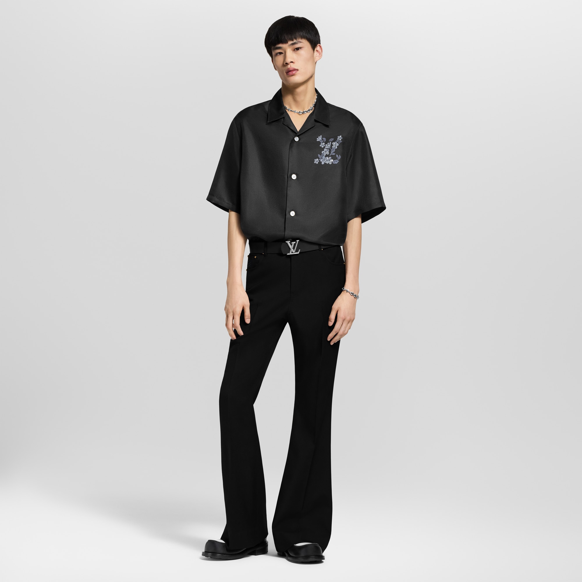 Hemd aus Seide mit gedruckter Signatur  Herren Ready to Wear Hemden | LOUIS VUITTON (Zoom)