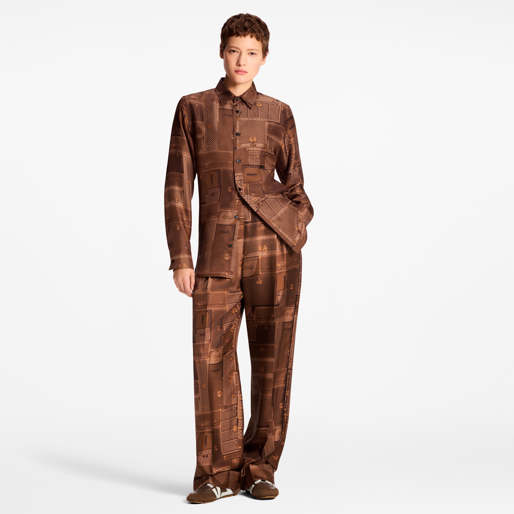 Hemd aus Seide mit Koffer-Motiv  Damen Ready to Wear Tops | LOUIS VUITTON (Zoom)