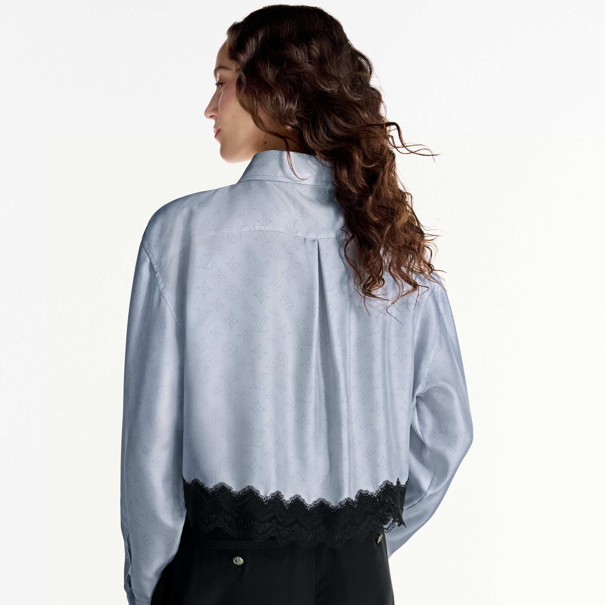 Hemd mit Mahina Monogram-Motiv und Spitzen-Details  Damen Ready to Wear Tops | LOUIS VUITTON (Zoom)