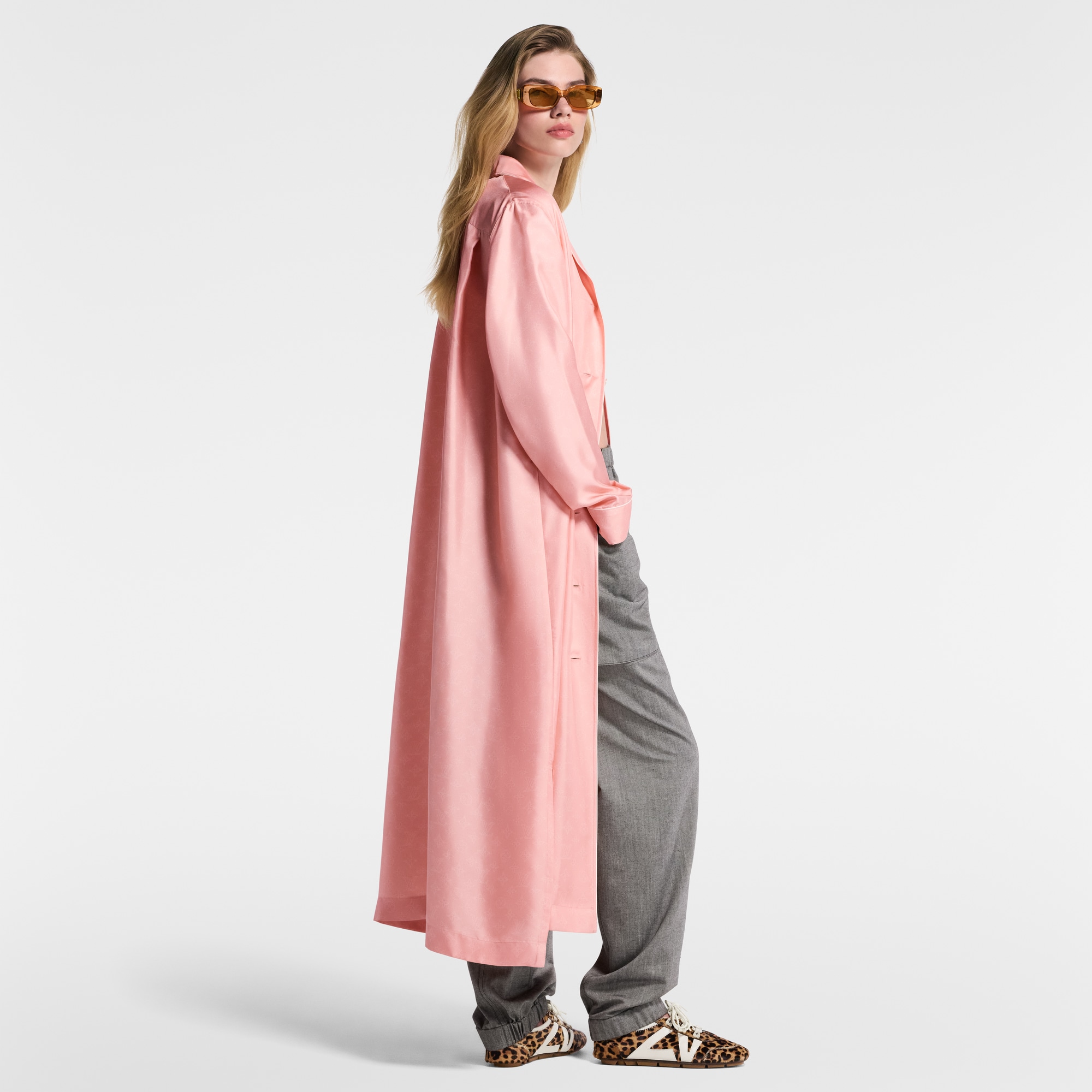 Hemdkleid im Schlafanzug-Stil mit Mahina Monogram-Motiv  Damen Ready to Wear Kleider | LOUIS VUITTON (Zoom)