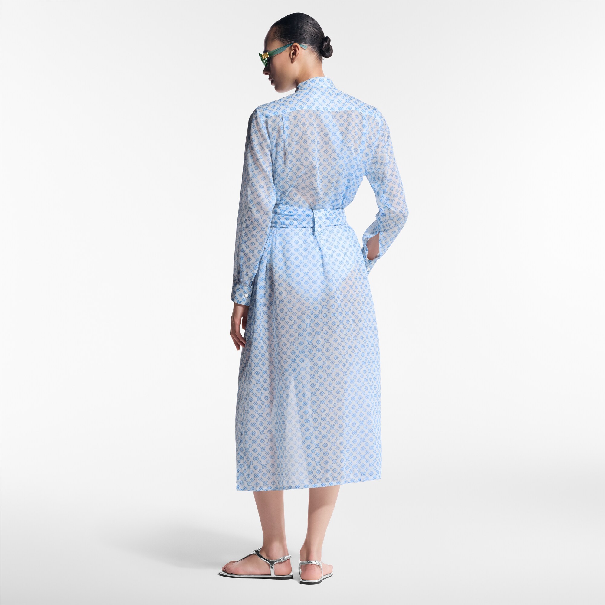 Hemdkleid mit 3D Monogram-Motiv  Damen Ready to Wear Kleider | LOUIS VUITTON (Zoom)