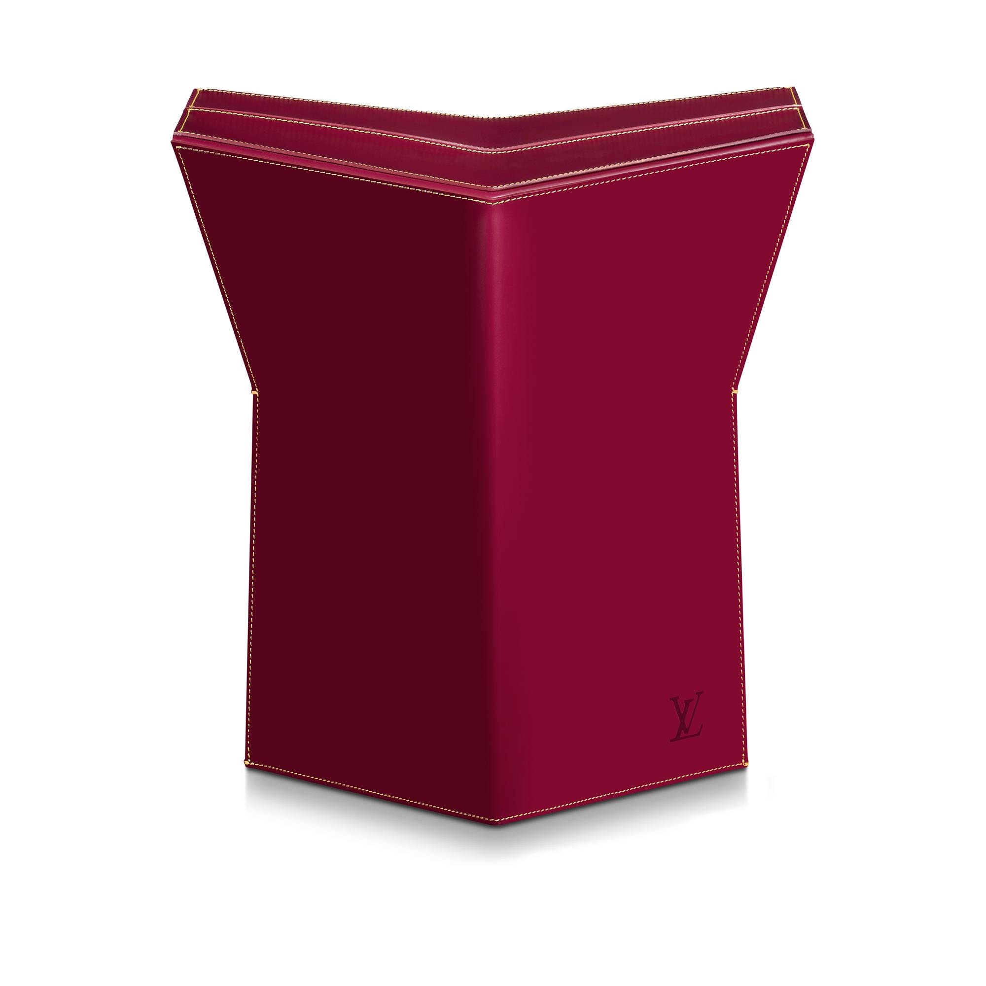 Hocker von Atelier Oï  Trunks, Reisen und Wohnen Wohnen und Art of Dining Designmöbel | LOUIS VUITTON (Zoom)